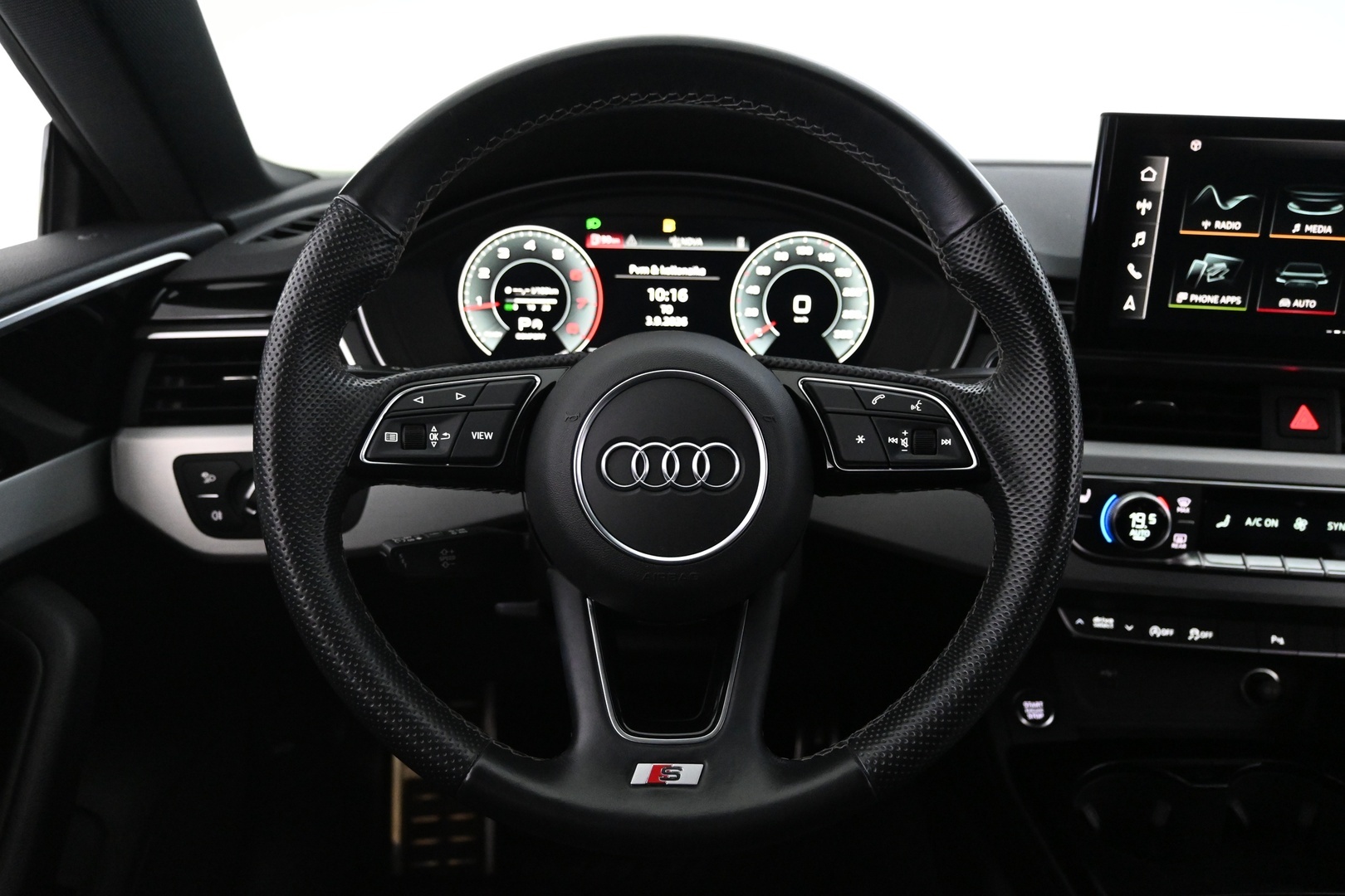 AUDI A5 2022