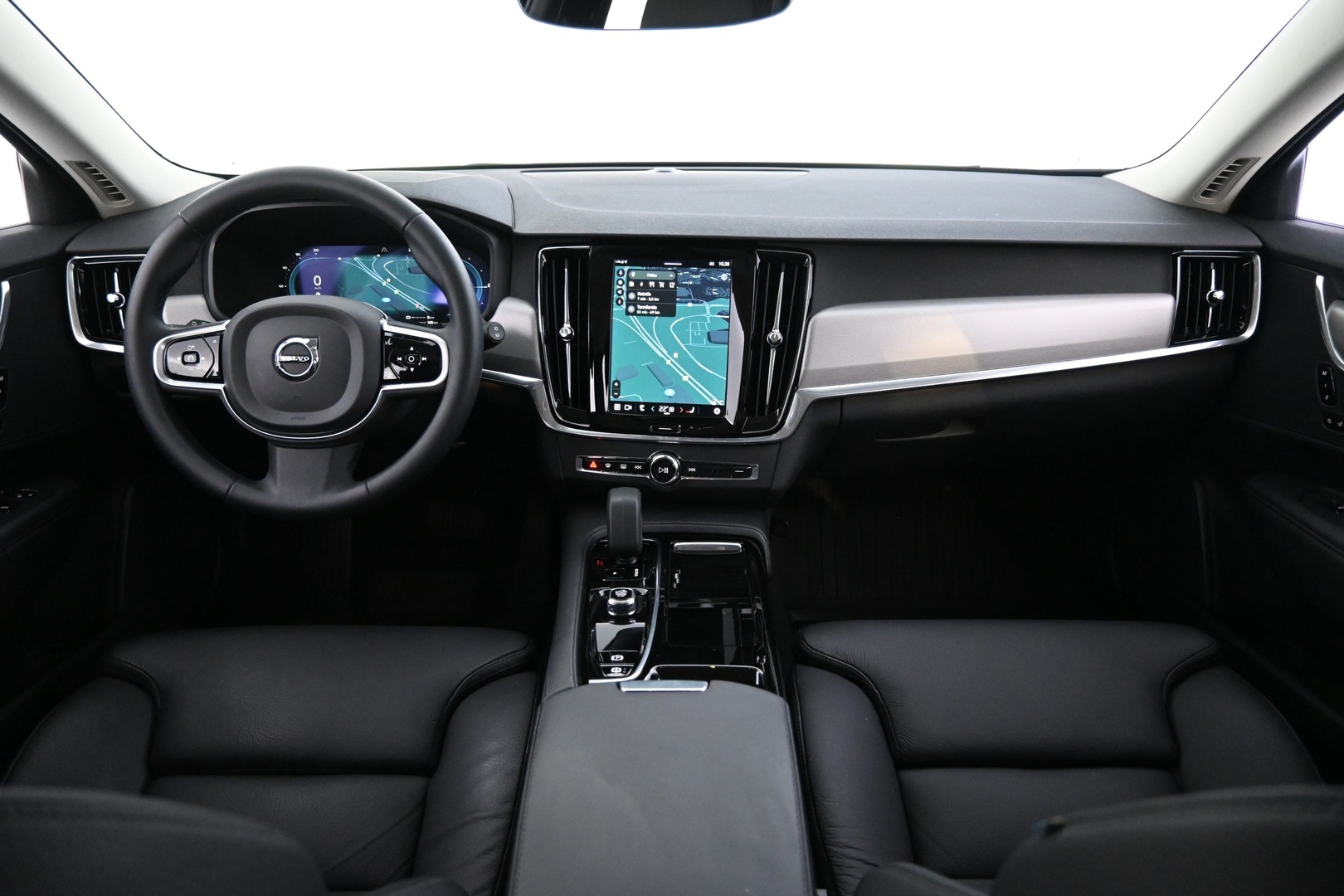 VOLVO V90 2023