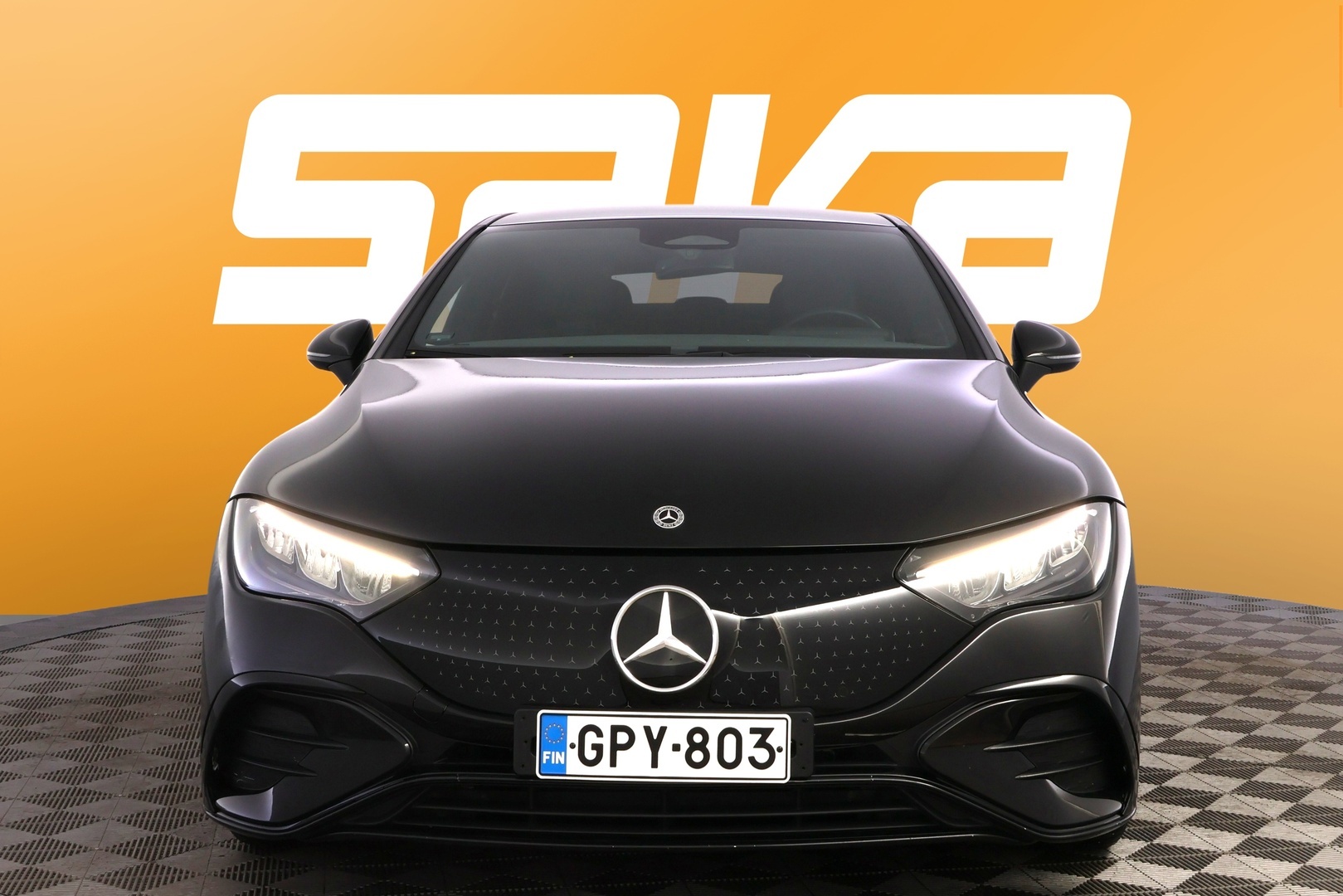 MERCEDES-BENZ EQE 2024