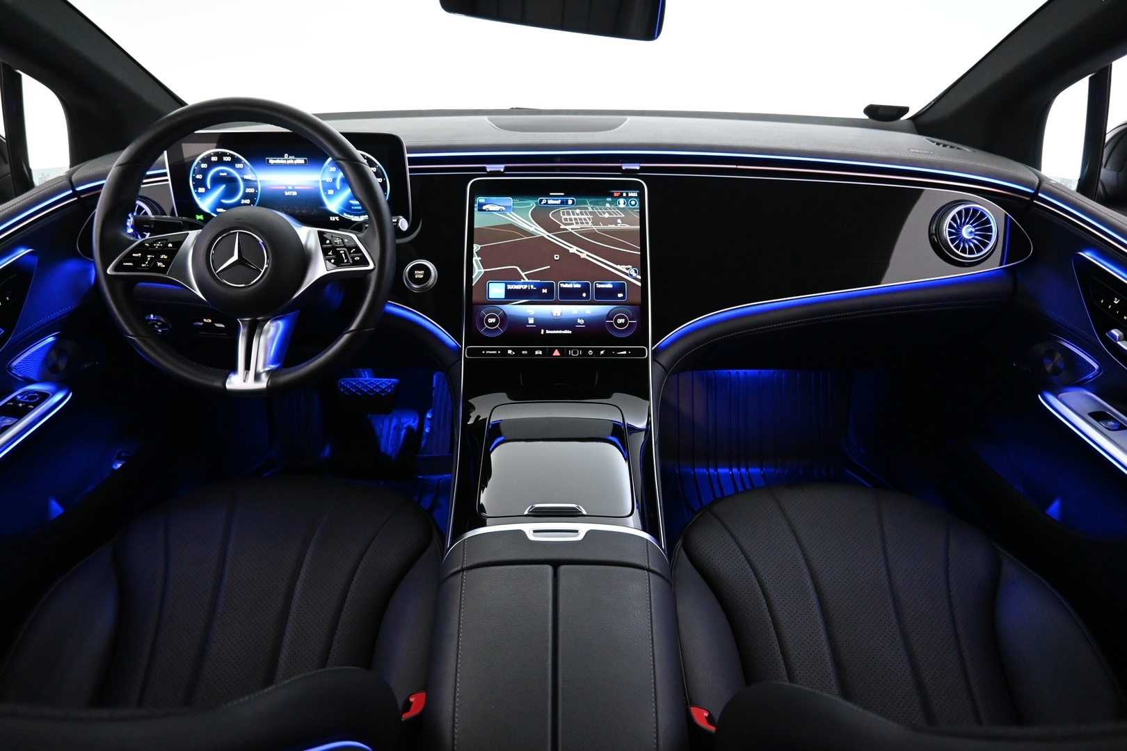 MERCEDES-BENZ EQE 2024