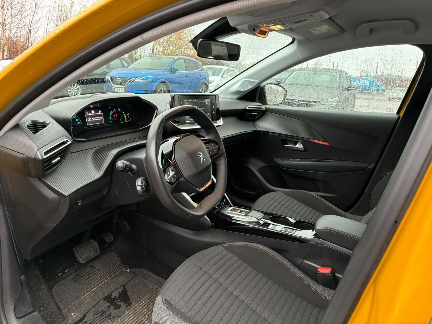 PEUGEOT 208 2022