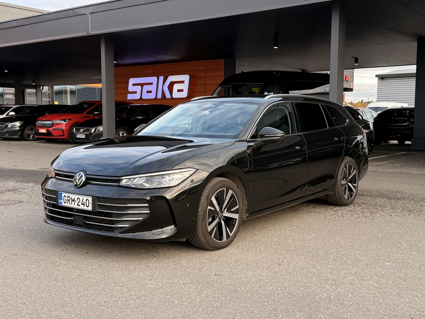 VOLKSWAGEN Passat 2024