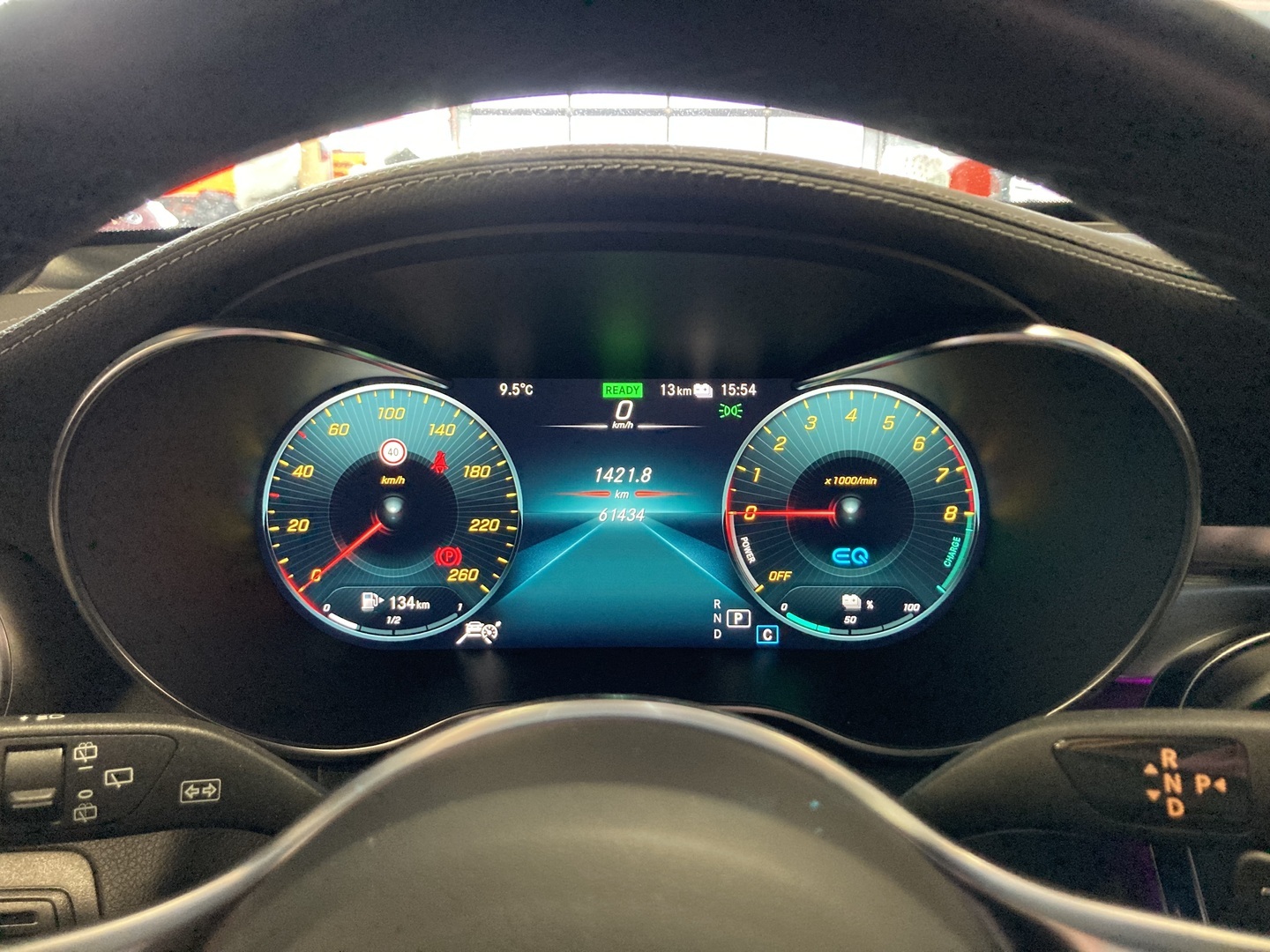 MERCEDES-BENZ GLC 2021