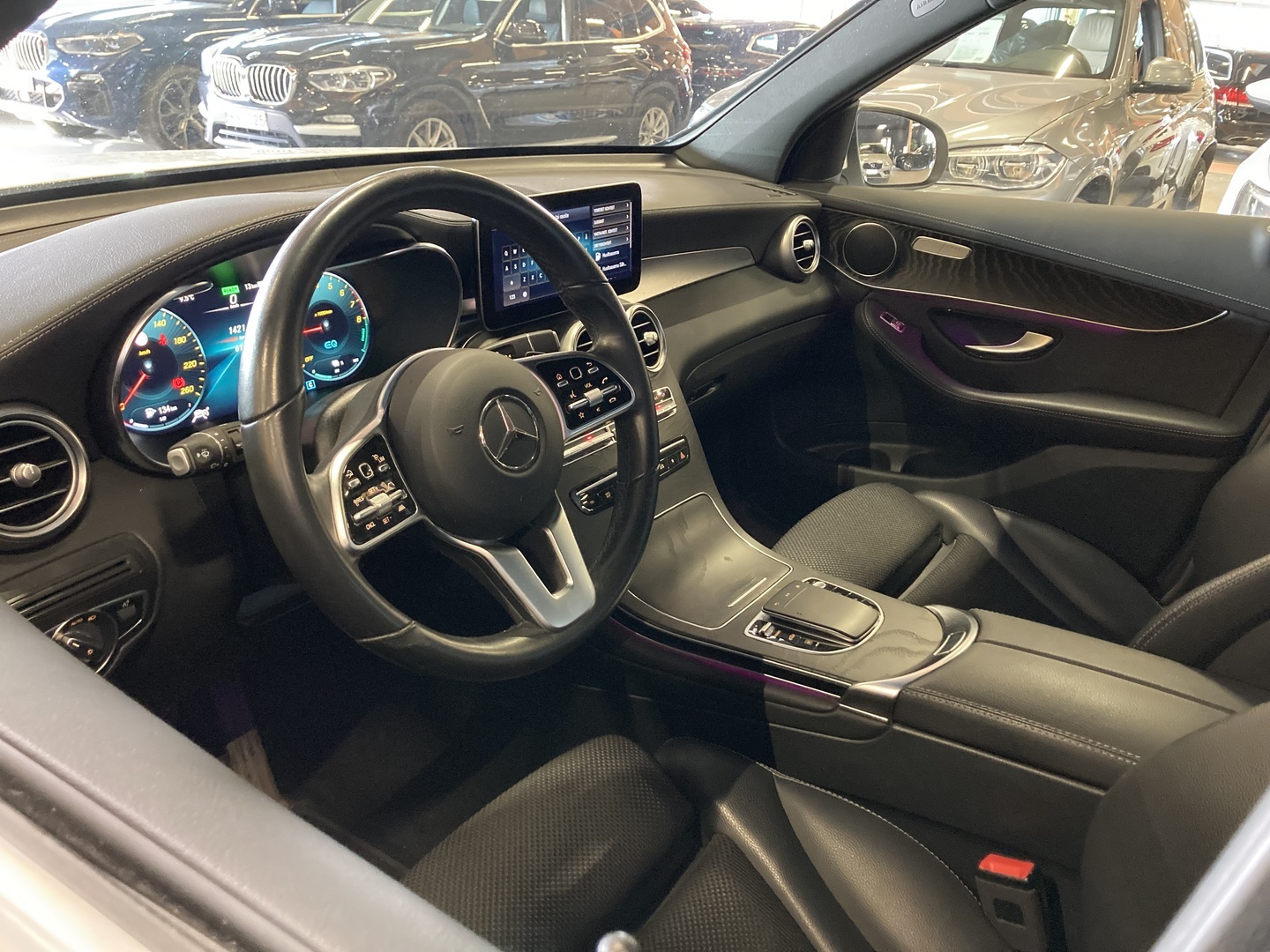 MERCEDES-BENZ GLC 2021