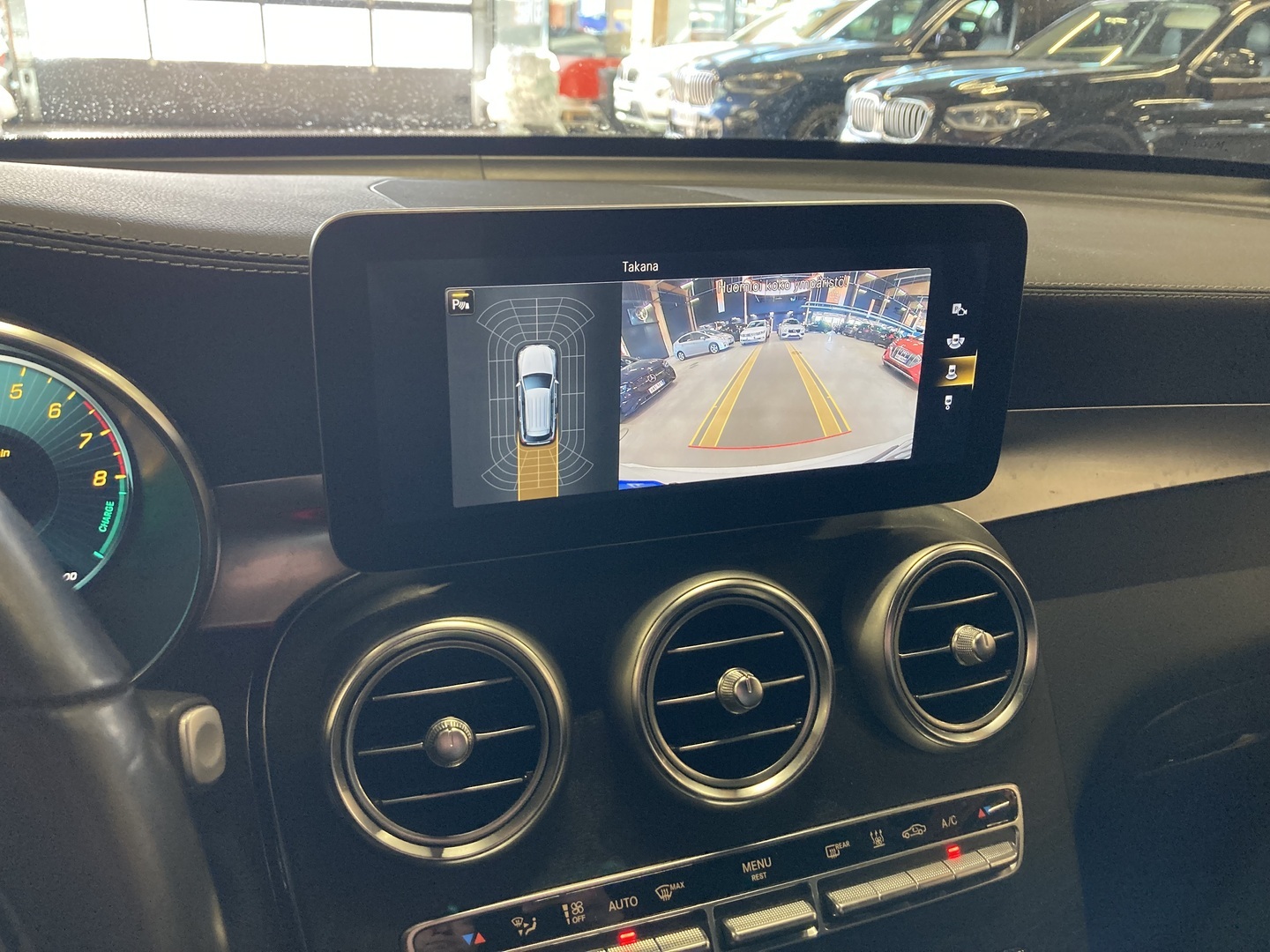 MERCEDES-BENZ GLC 2021