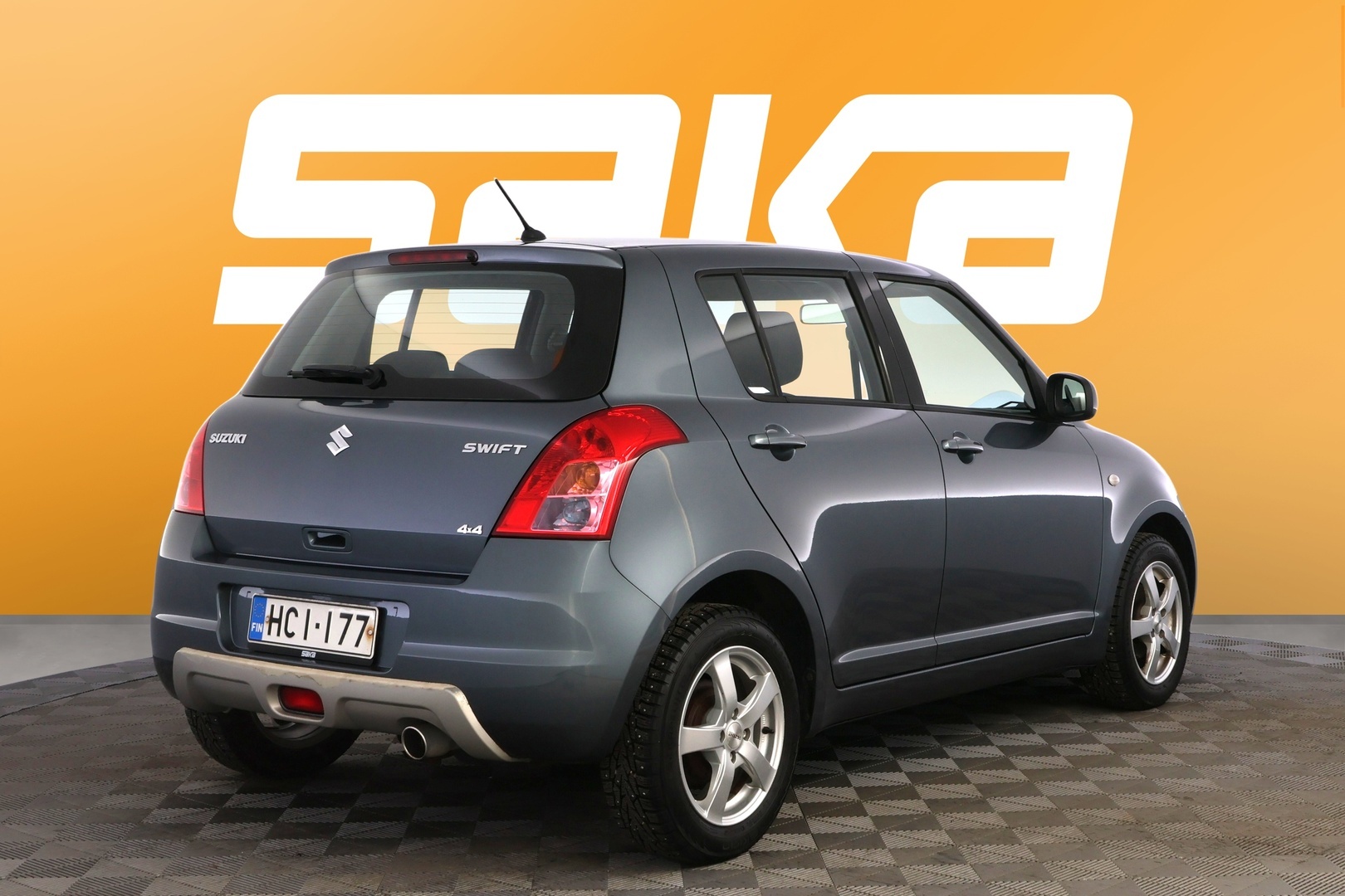 SUZUKI Swift 2011