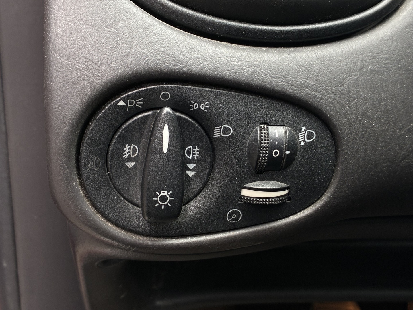 FORD Focus 2003