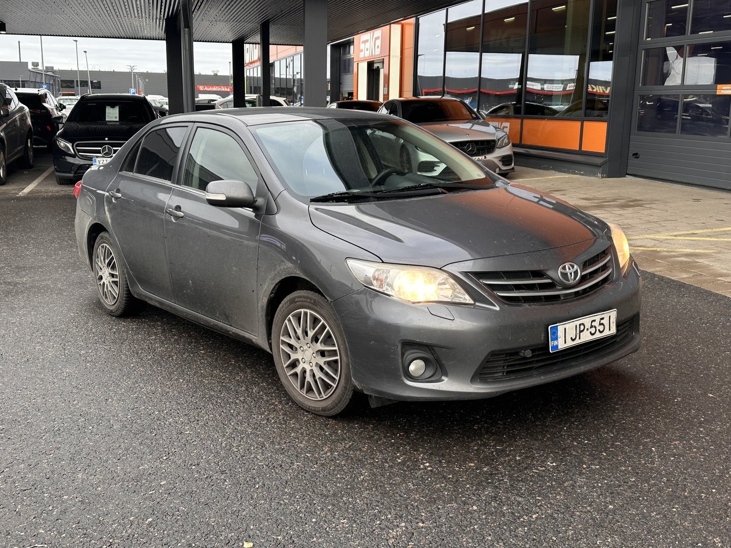 TOYOTA Corolla 2010
