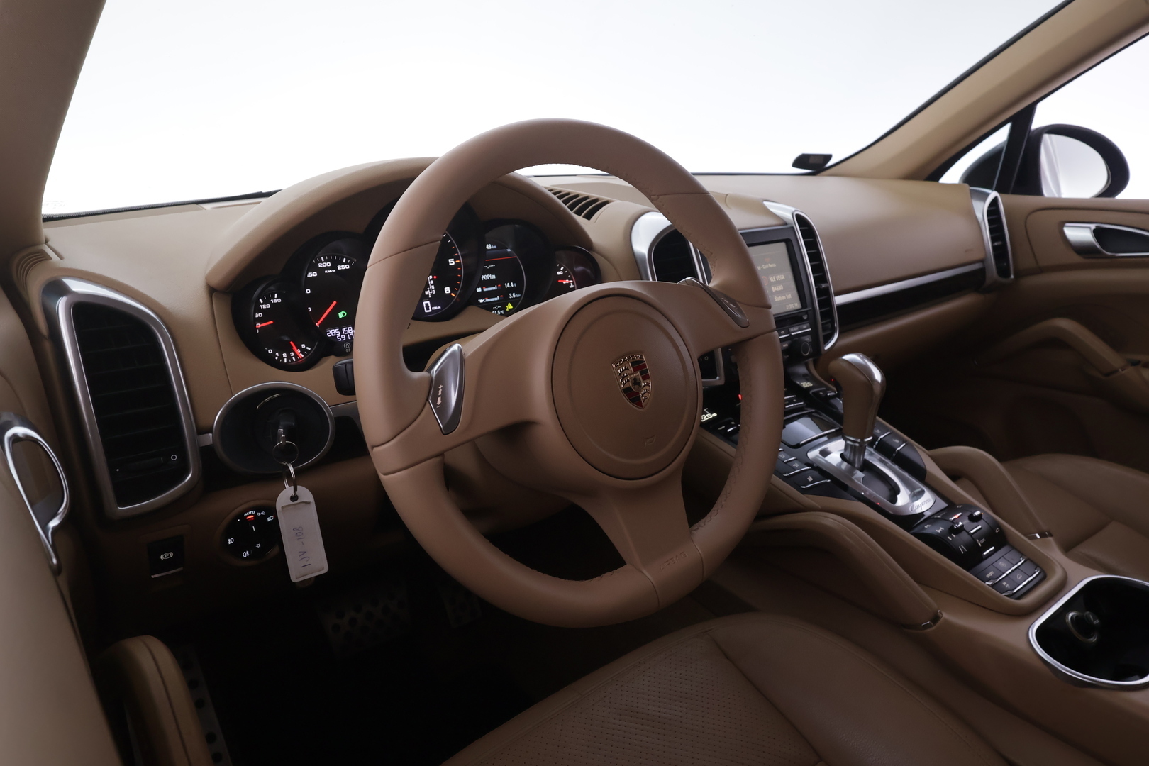 PORSCHE Cayenne 2011