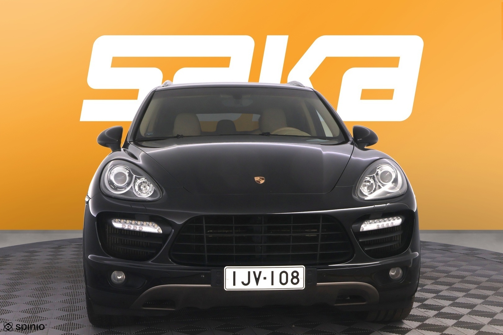 PORSCHE Cayenne 2011
