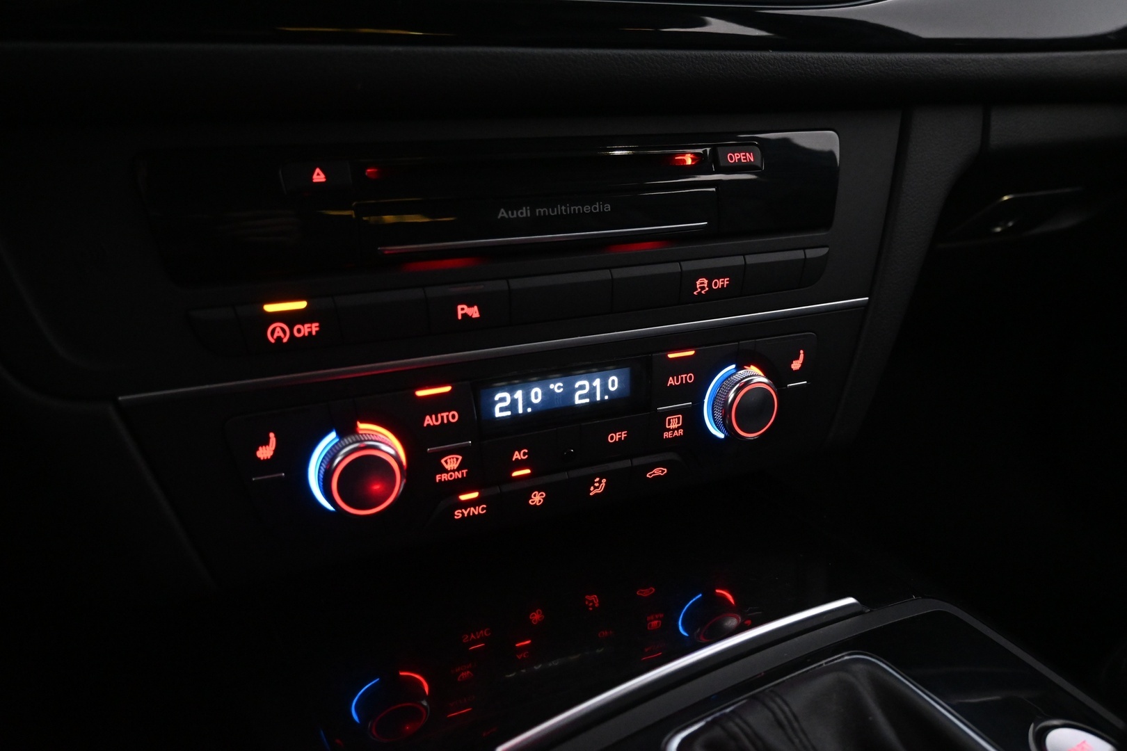 AUDI A6 2012