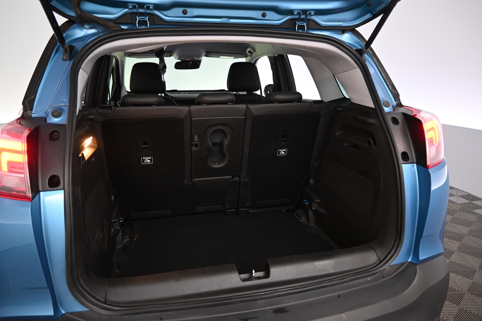 OPEL Crossland X 2017