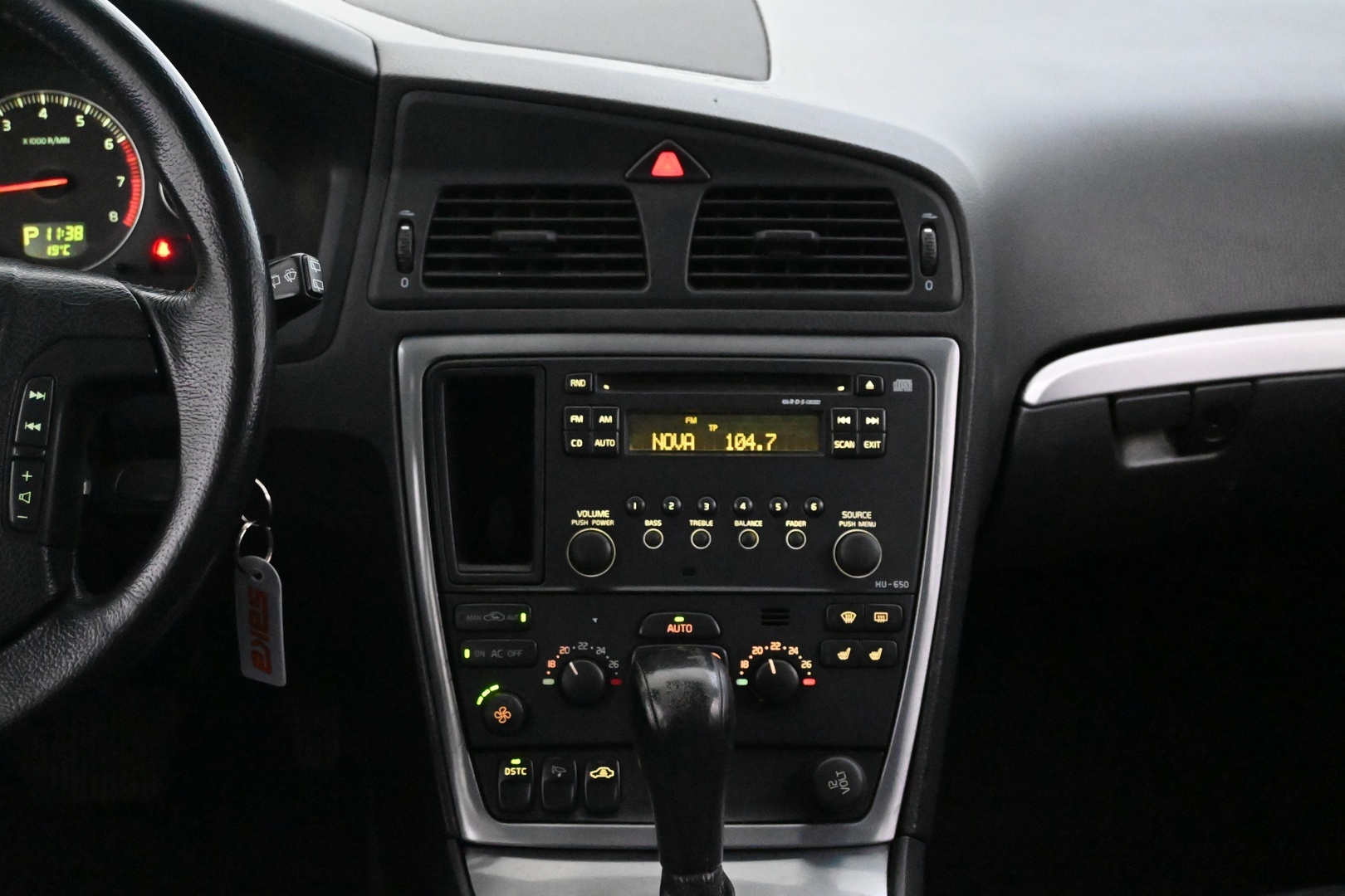 VOLVO V70 2005