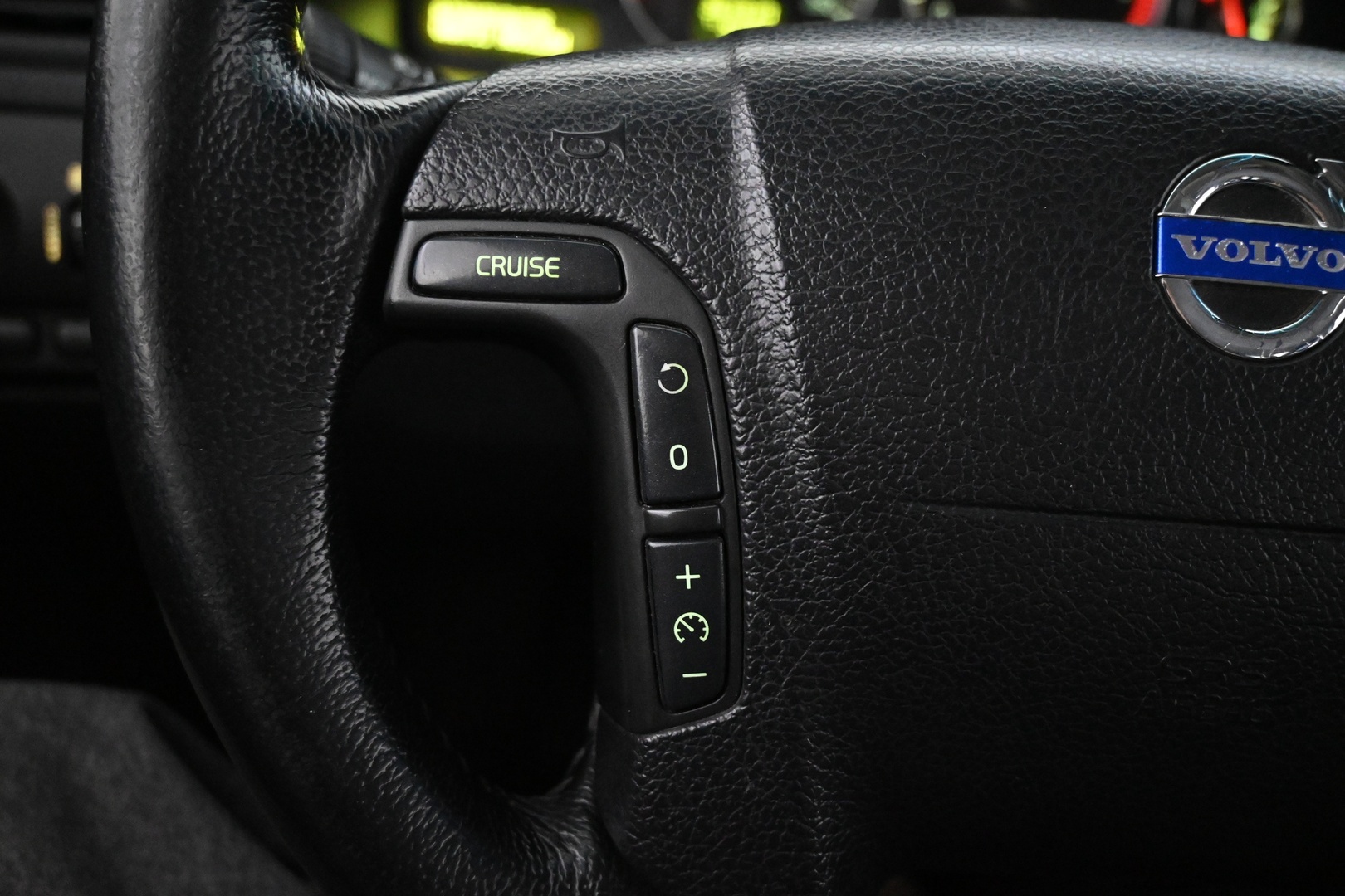 VOLVO V70 2005