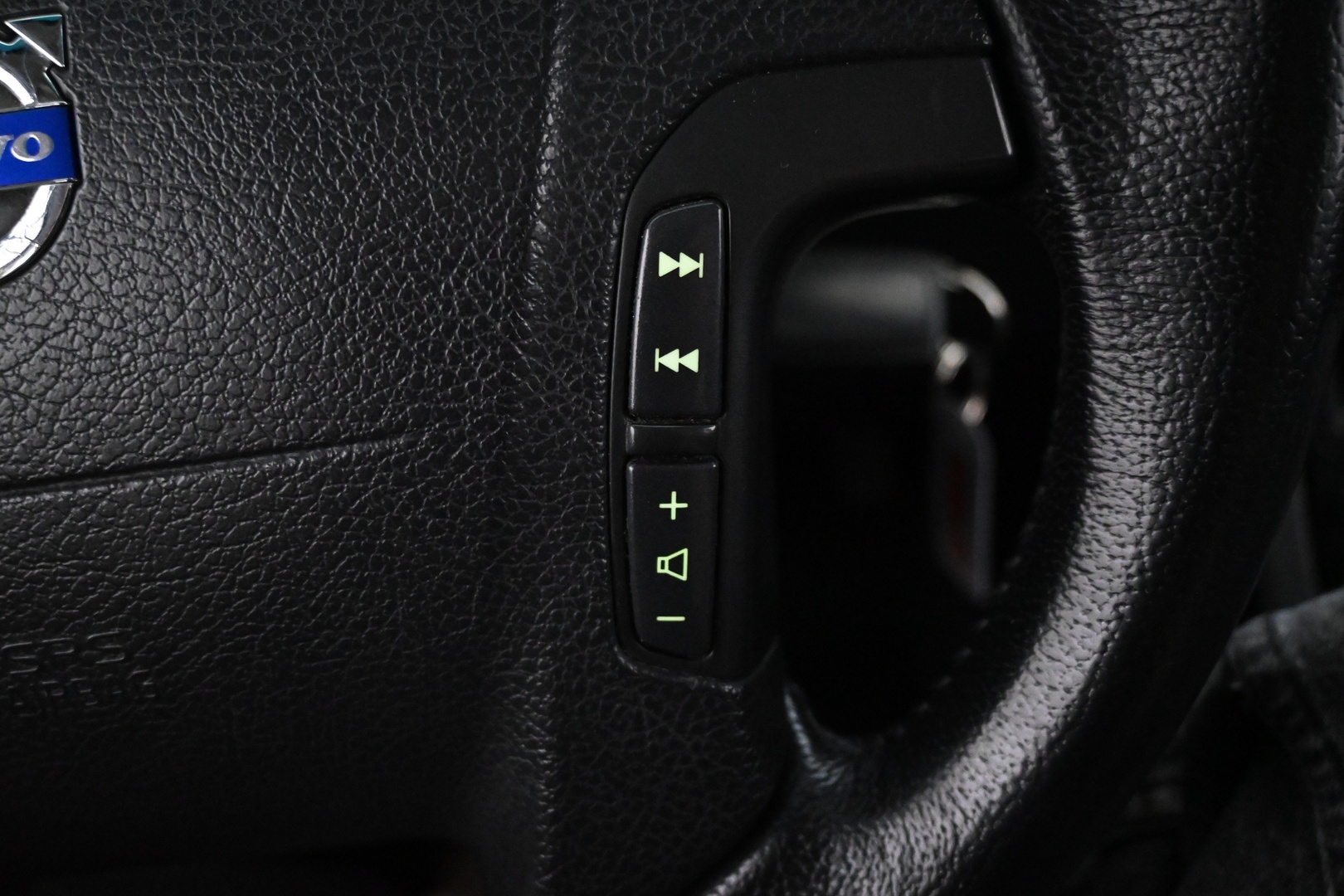 VOLVO V70 2005