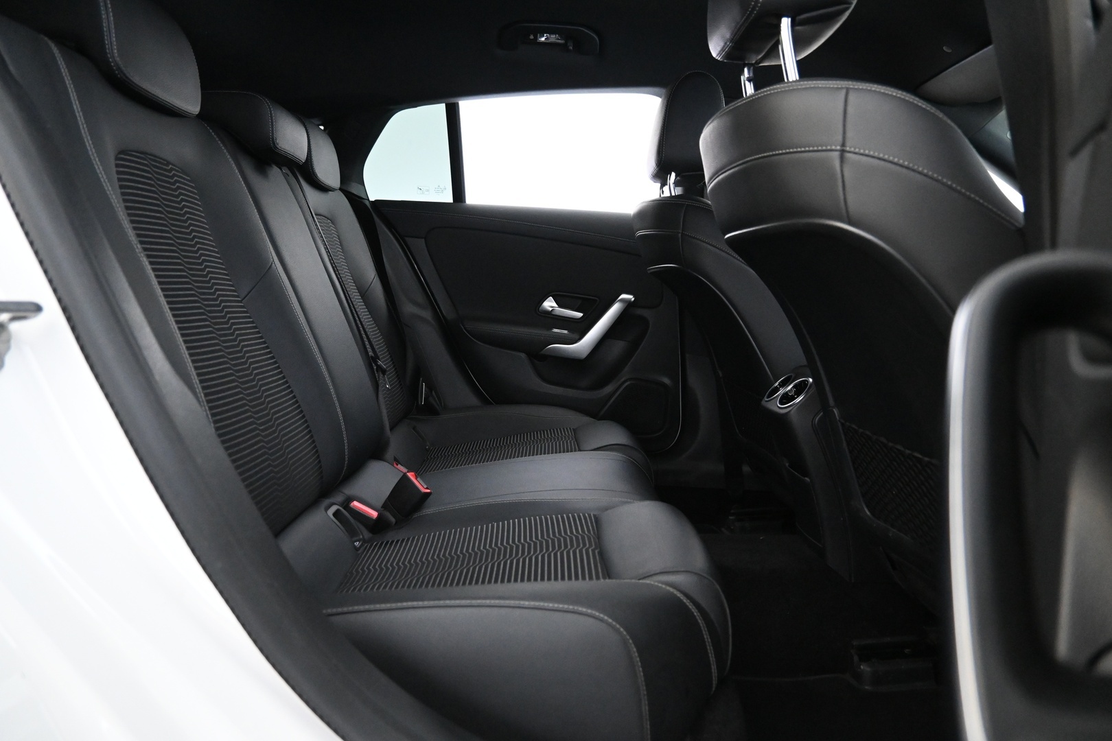 MERCEDES-BENZ CLA 2020