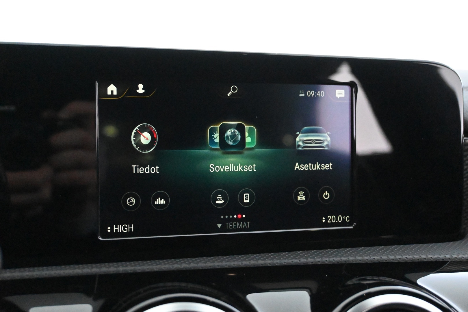 MERCEDES-BENZ CLA 2020