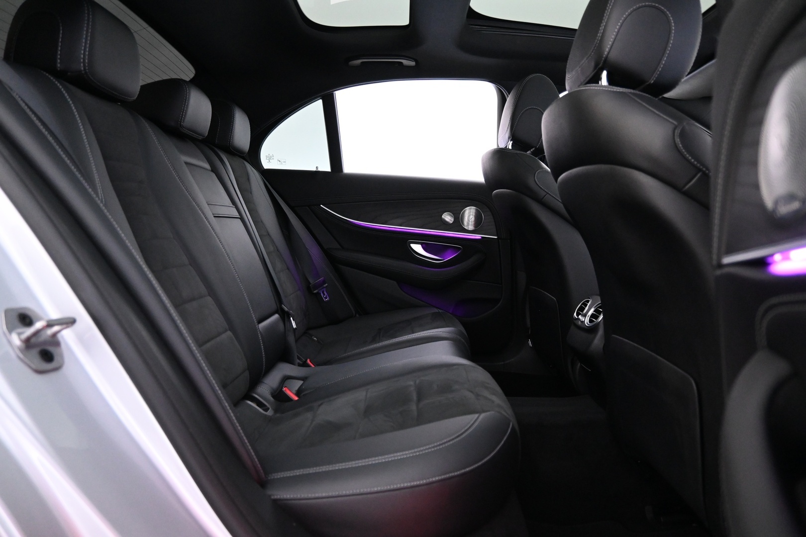 MERCEDES-BENZ E 2019