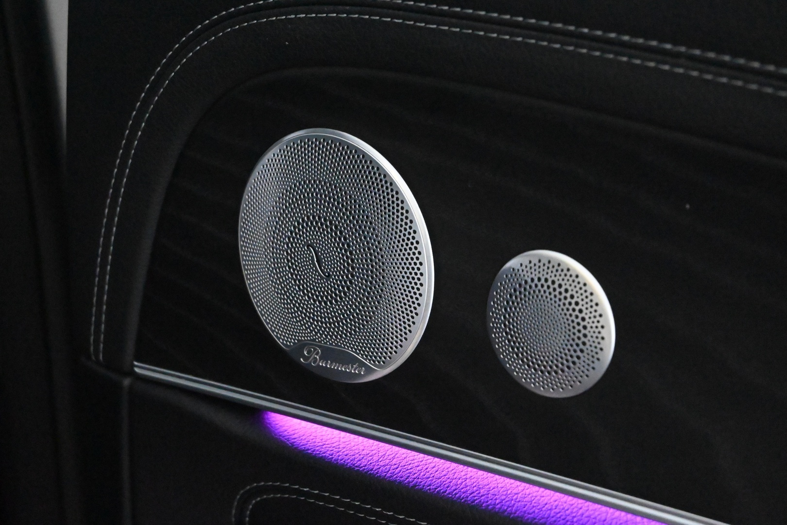 MERCEDES-BENZ E 2019