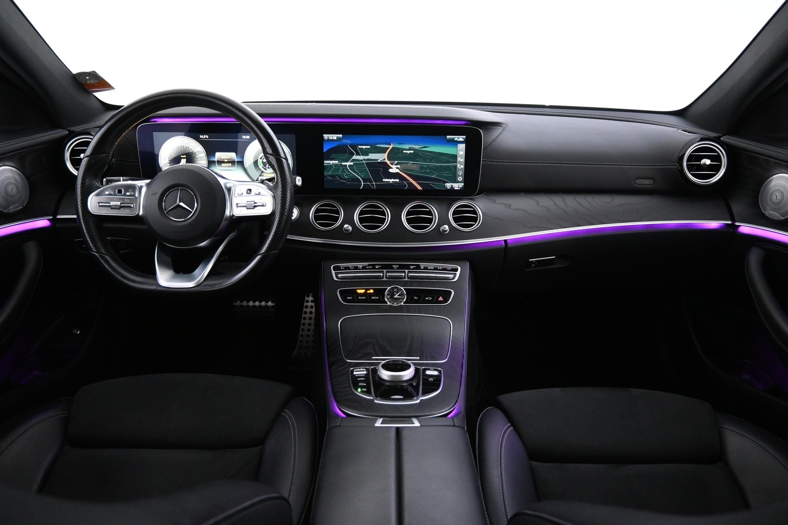 MERCEDES-BENZ E 2019