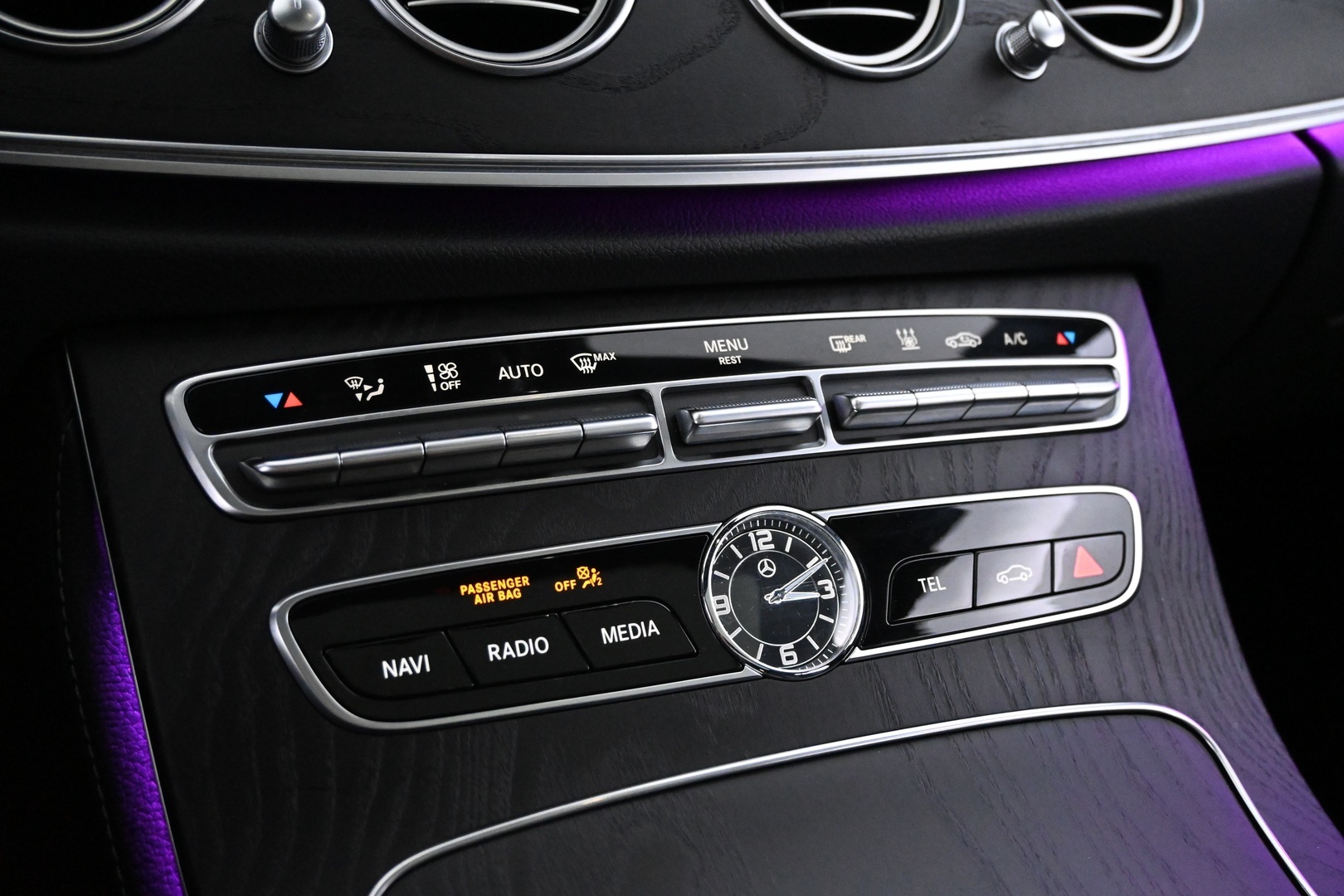 MERCEDES-BENZ E 2019