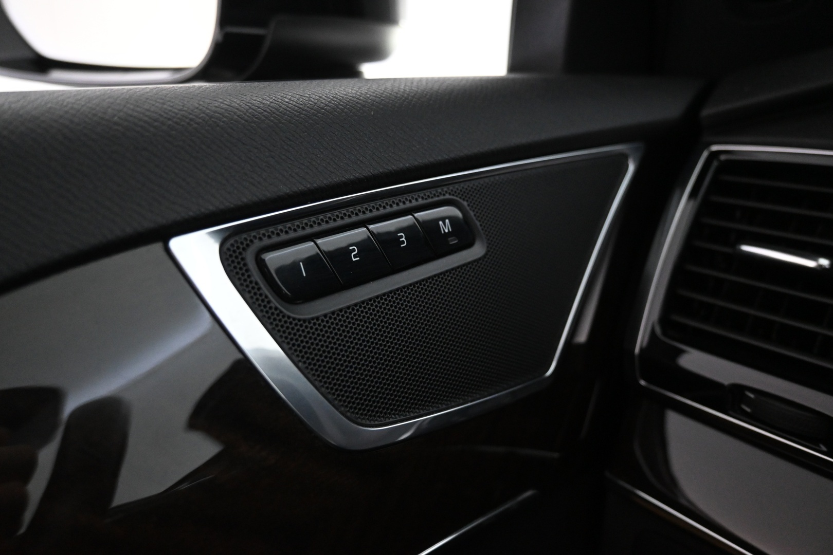 VOLVO XC90 2017