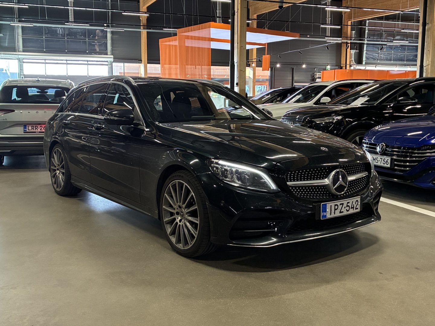 MERCEDES-BENZ C 2019