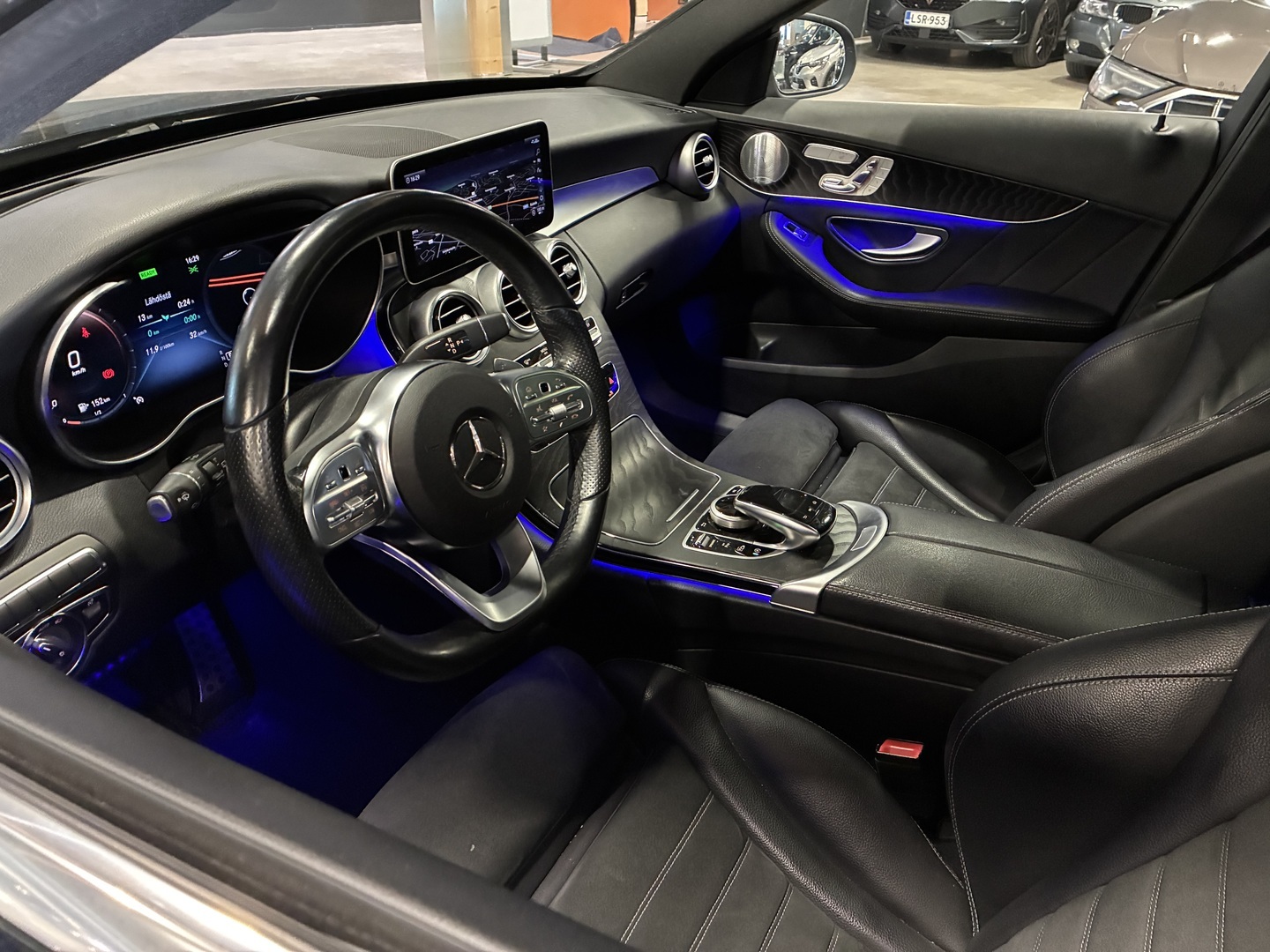 MERCEDES-BENZ C 2019