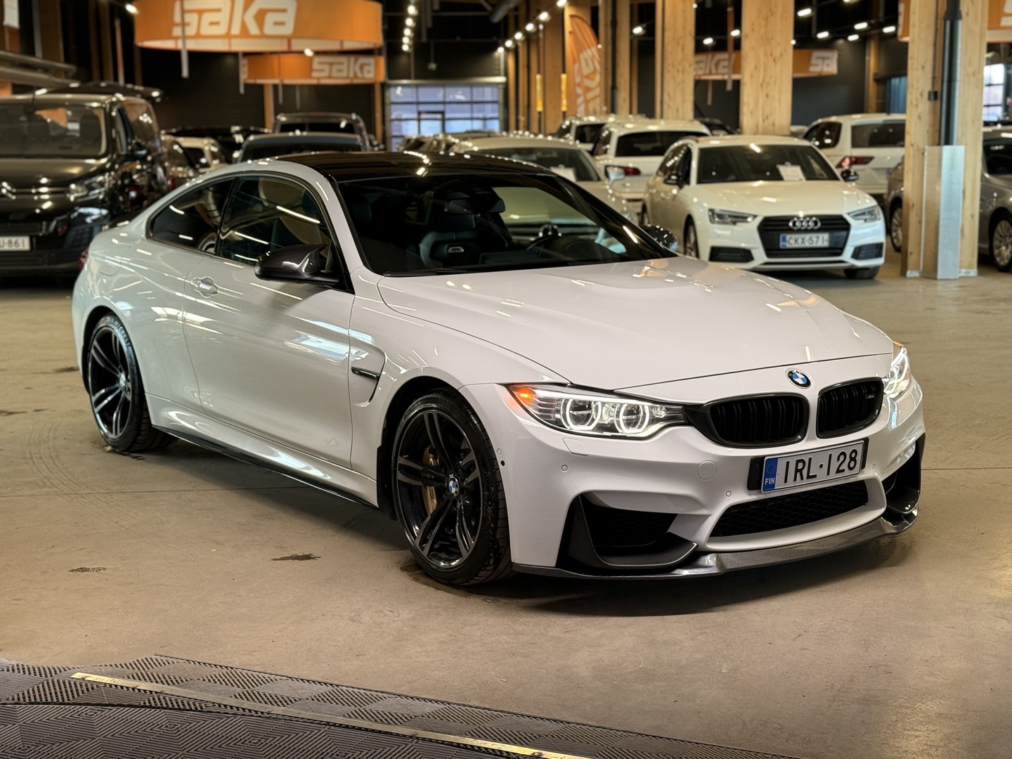 BMW M4 2015