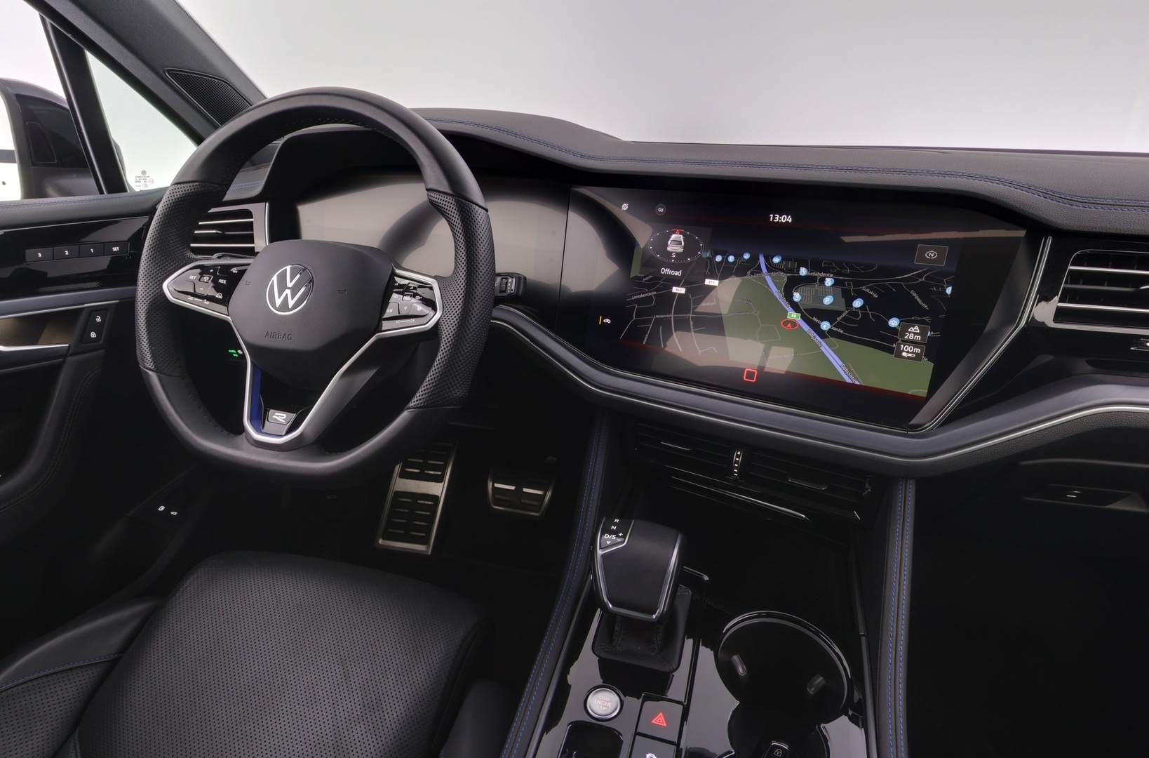 VOLKSWAGEN Touareg 2024