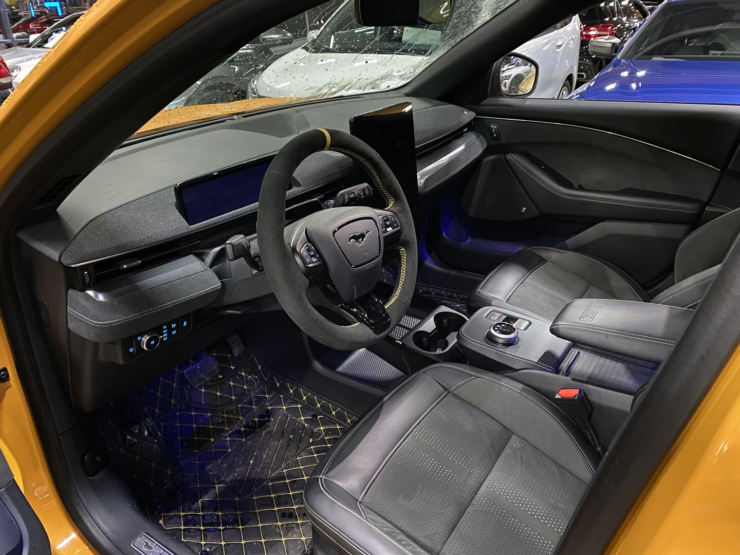 FORD Mustang Mach-E 2021