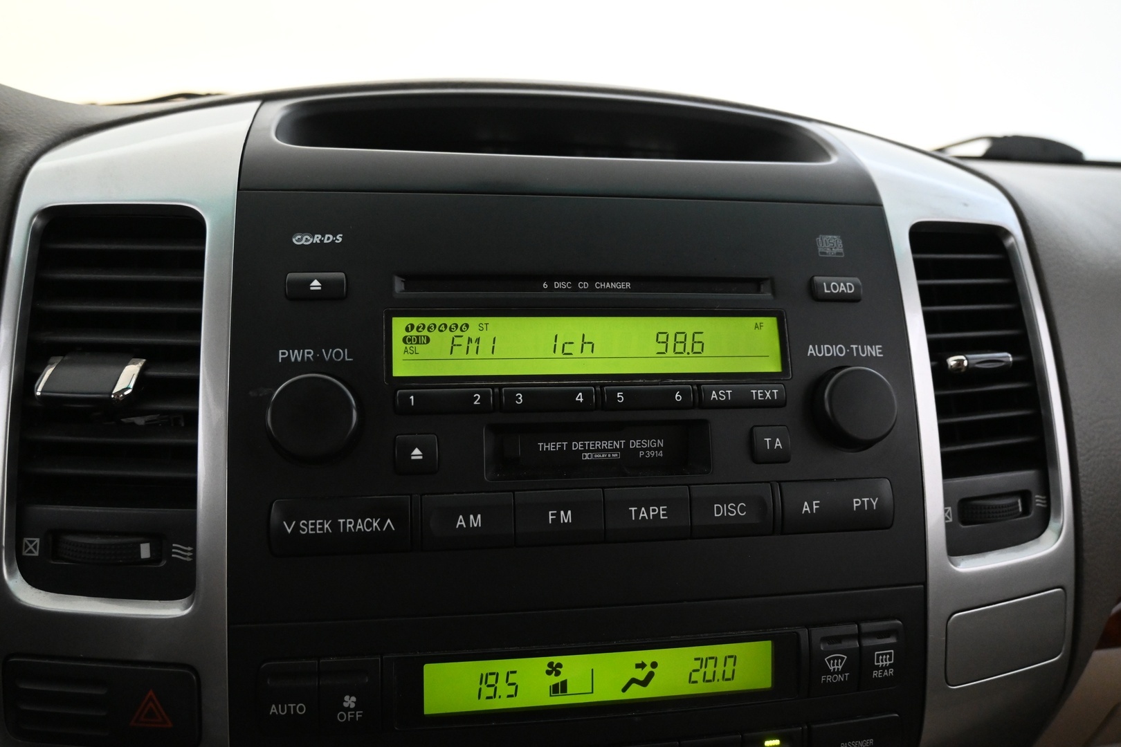 TOYOTA Land Cruiser 2003