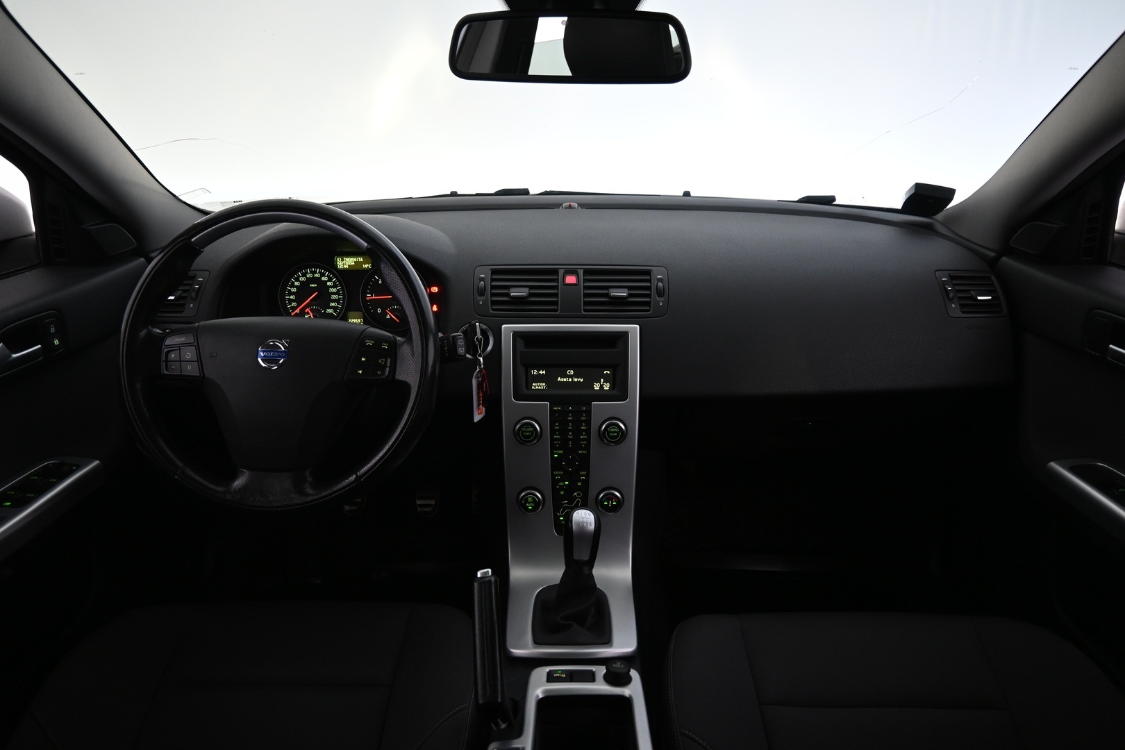VOLVO V50 2011