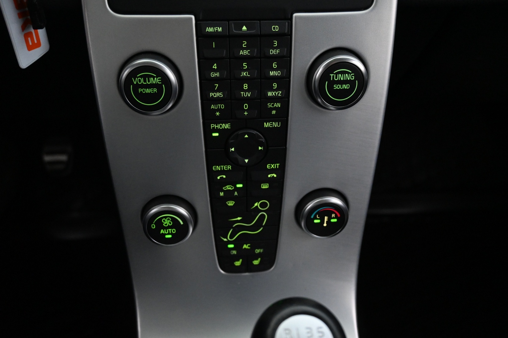 VOLVO V50 2011