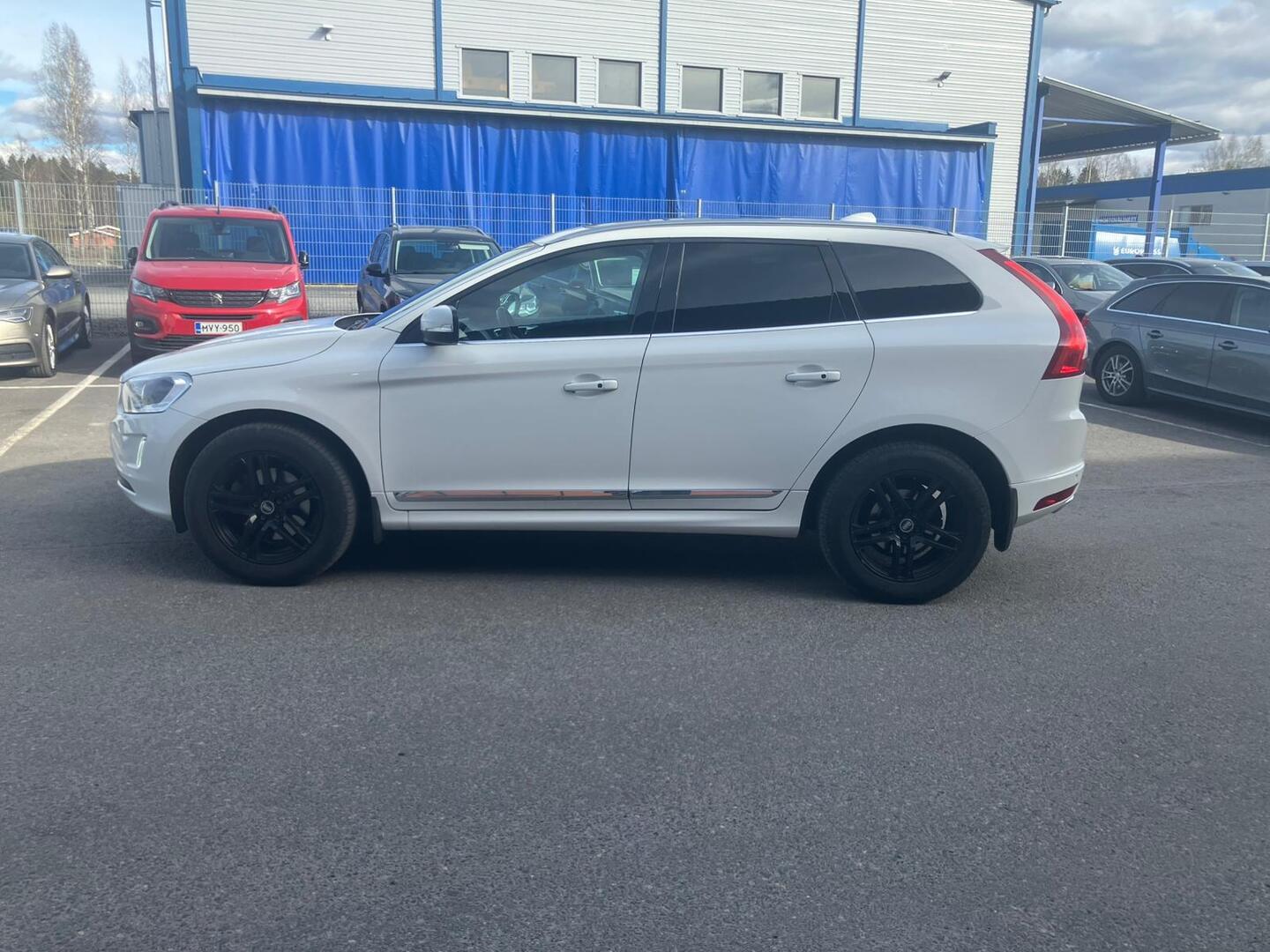 VOLVO XC60 2016