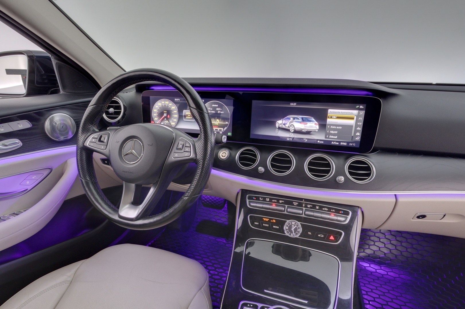 MERCEDES-BENZ E 2017