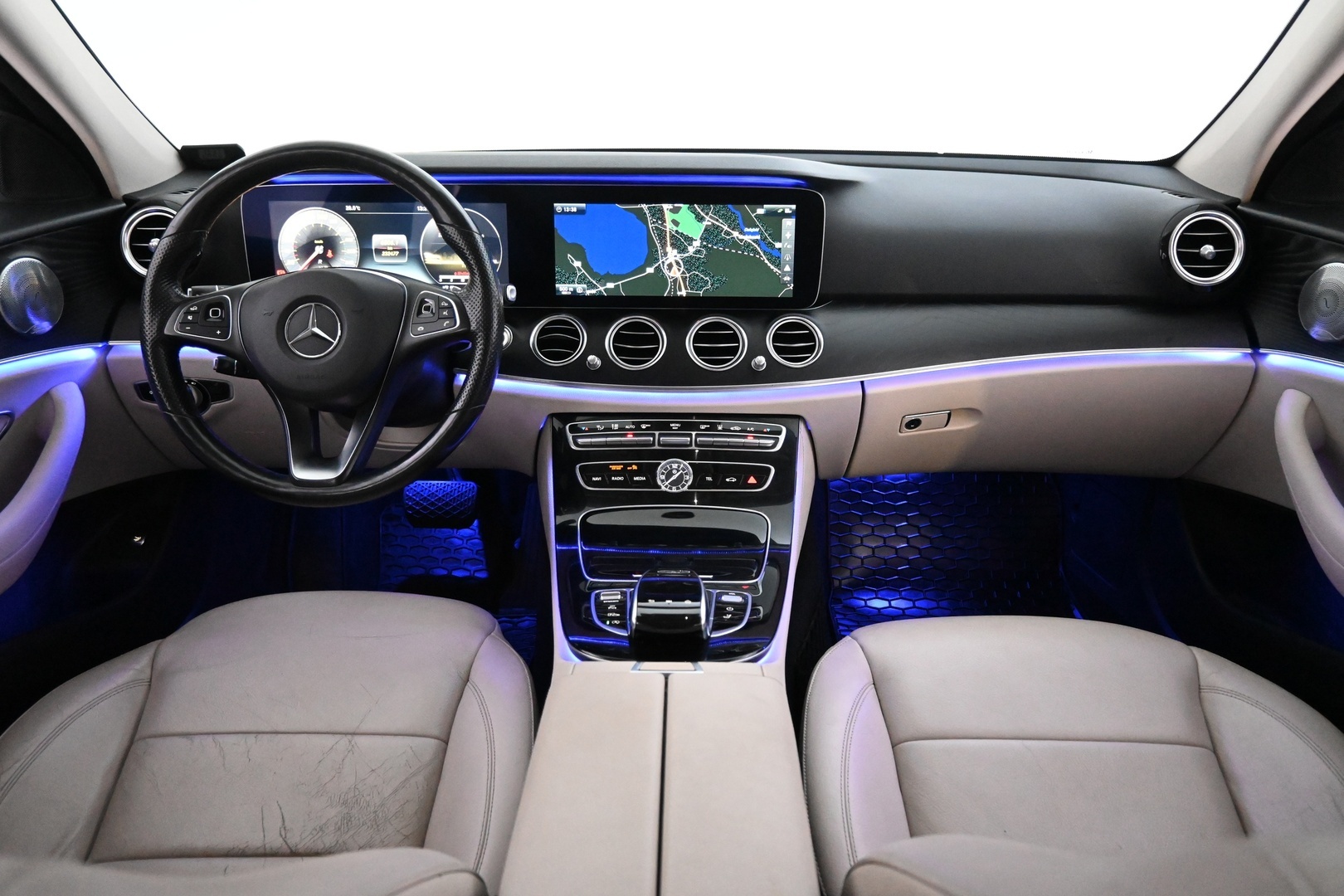 MERCEDES-BENZ E 2017