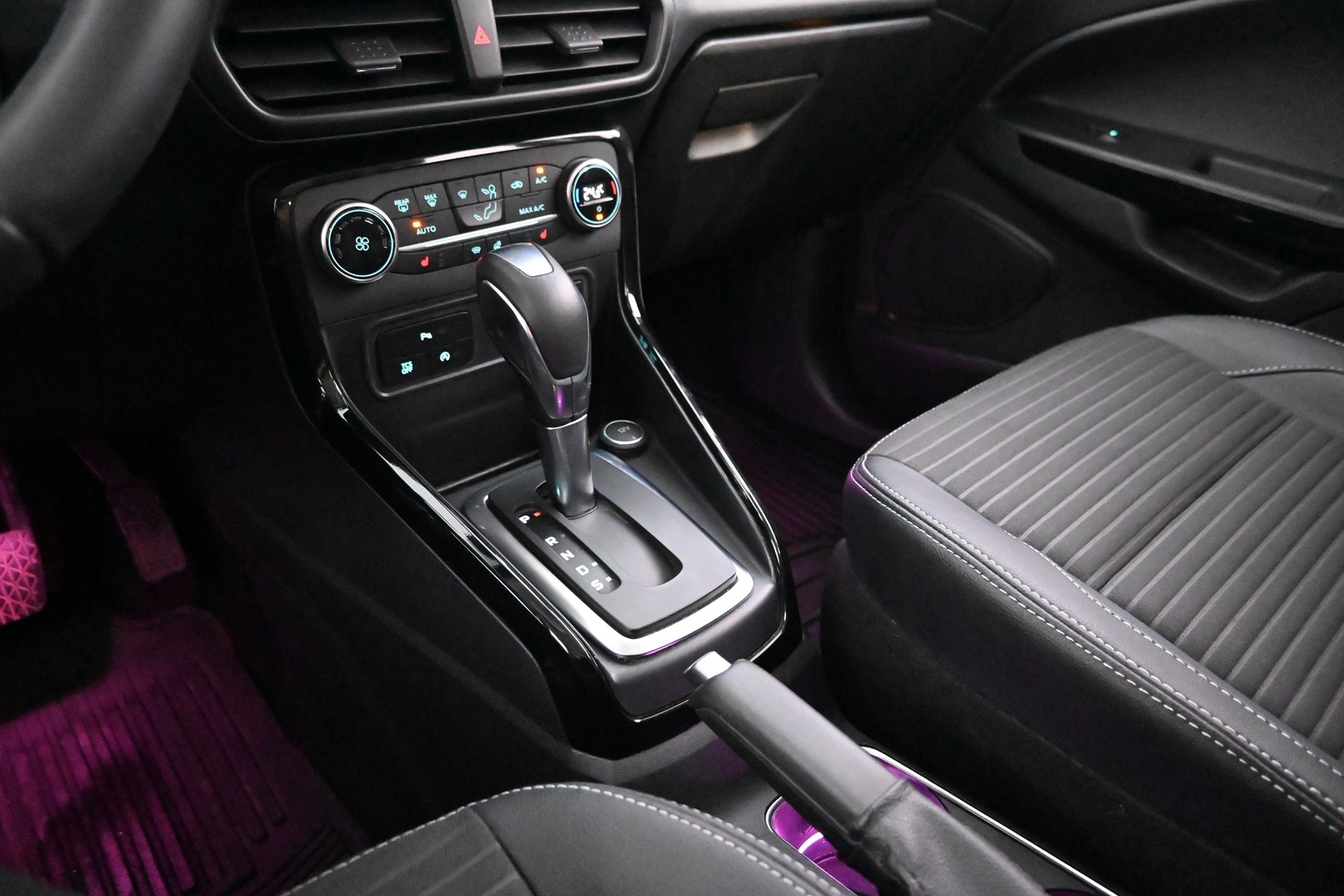 FORD Ecosport 2018