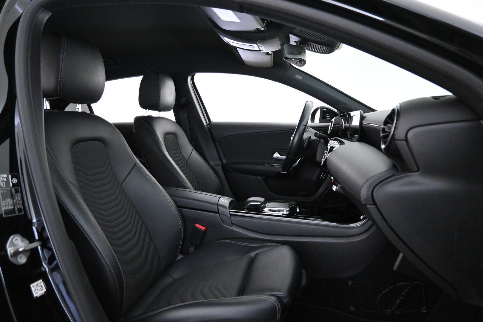 MERCEDES-BENZ A 2019