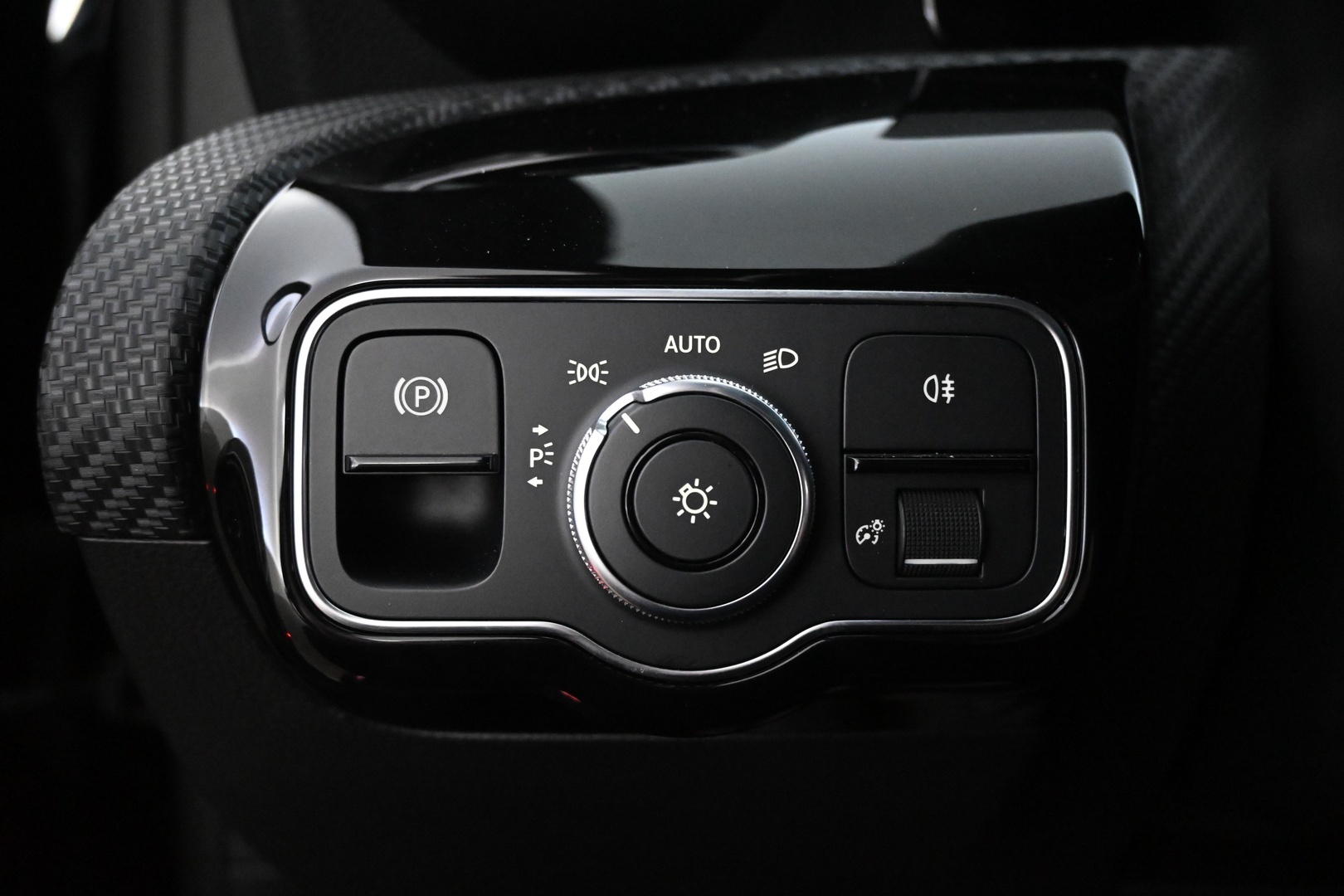 MERCEDES-BENZ A 2019
