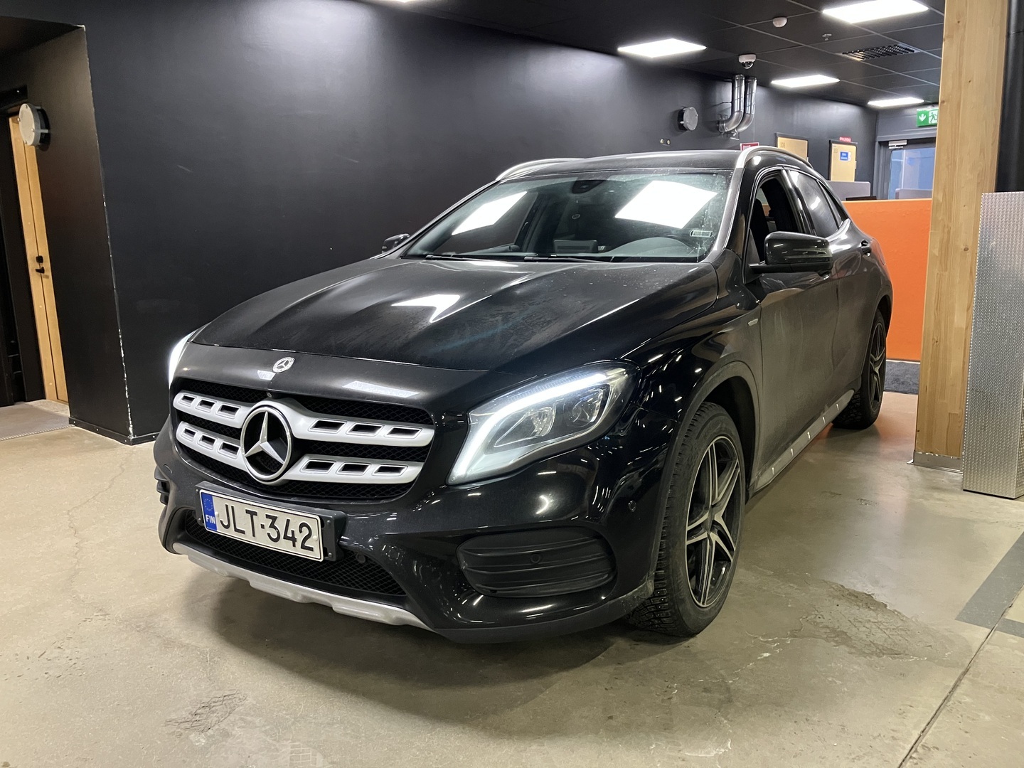 MERCEDES-BENZ GLA 2018