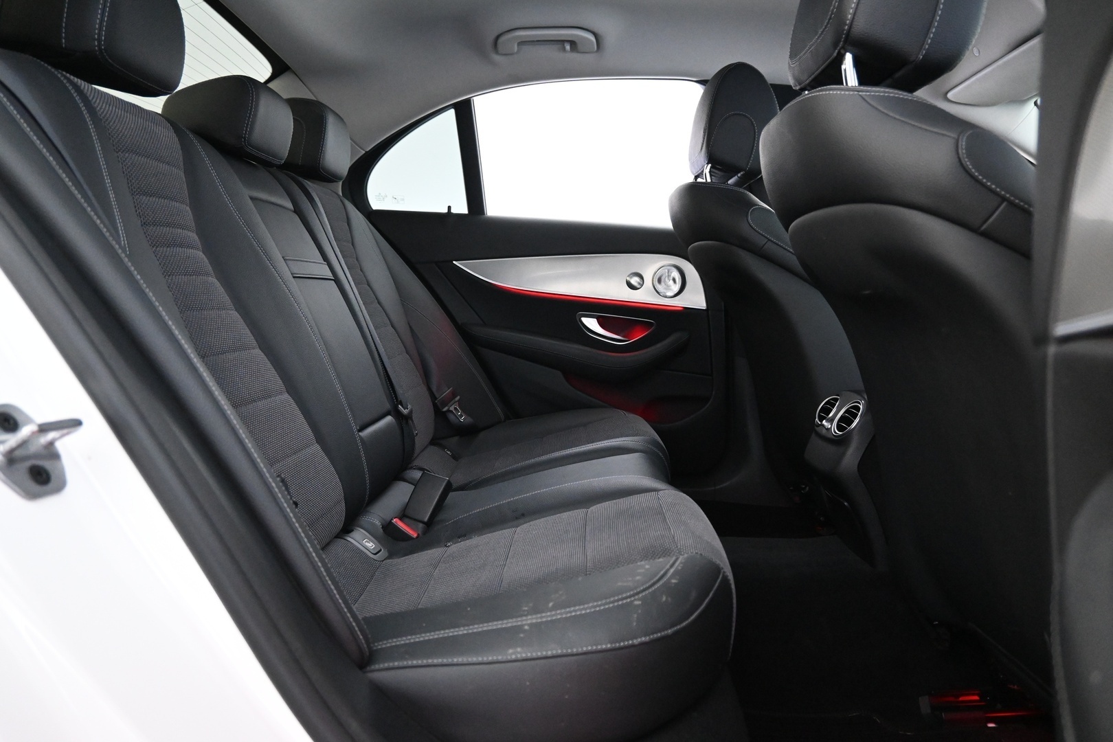 MERCEDES-BENZ E 2018