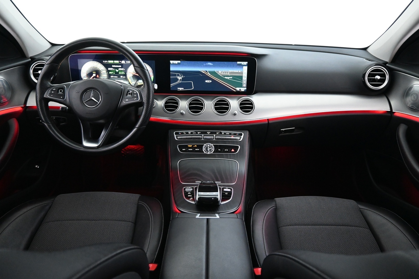 MERCEDES-BENZ E 2018