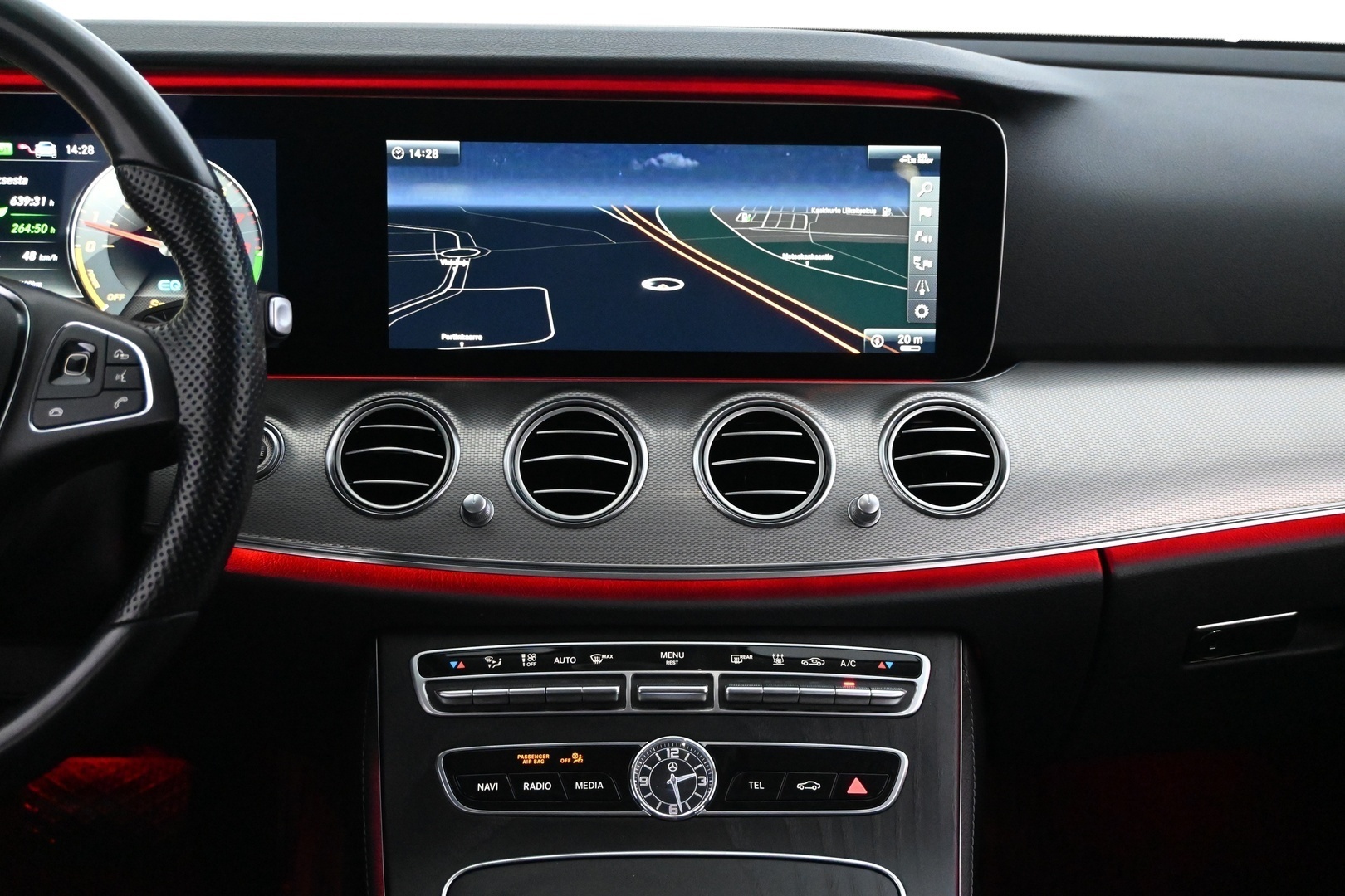 MERCEDES-BENZ E 2018