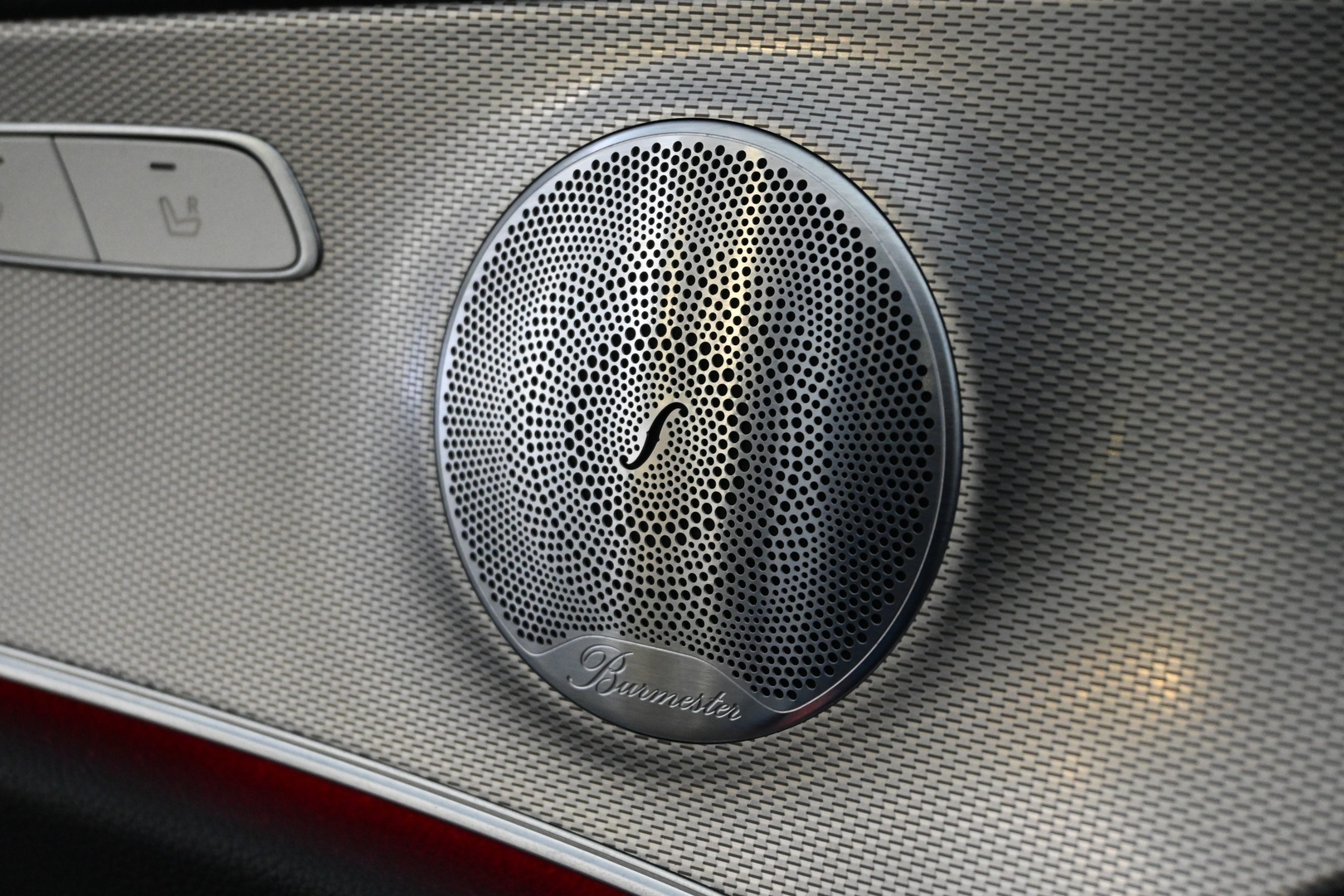 MERCEDES-BENZ E 2018