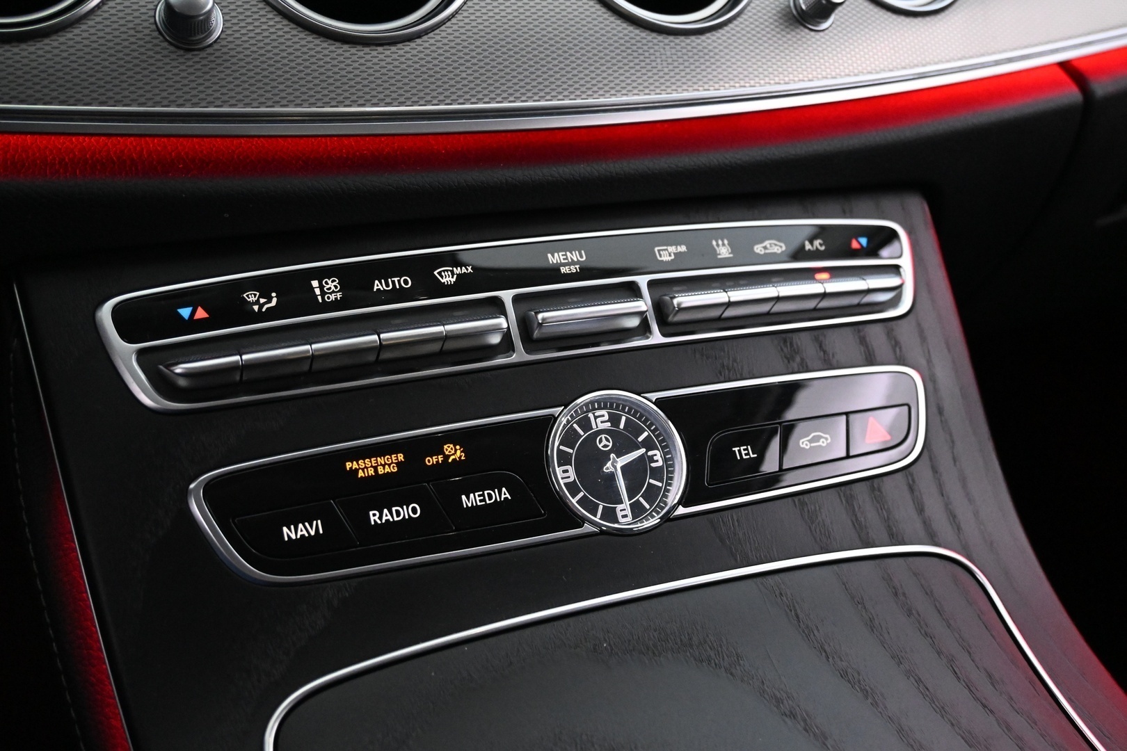 MERCEDES-BENZ E 2018