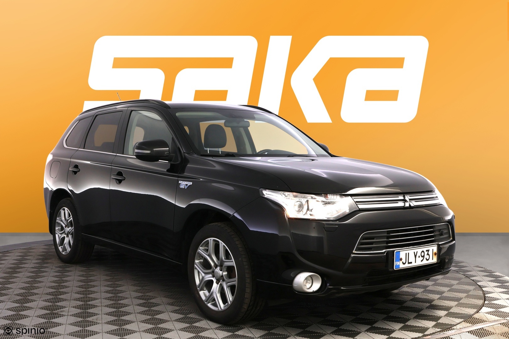 MITSUBISHI Outlander PHEV 2014