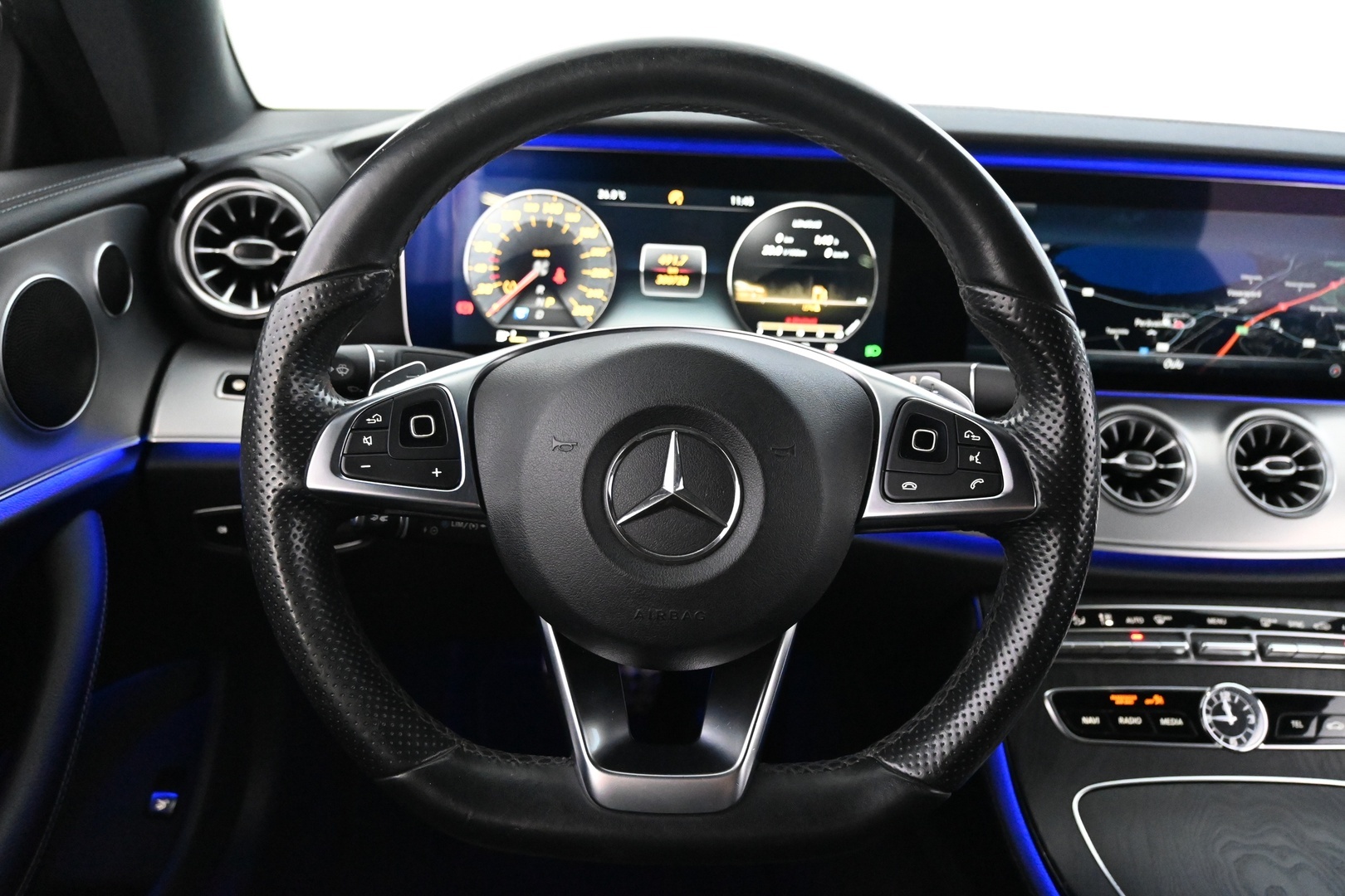 MERCEDES-BENZ E 2017