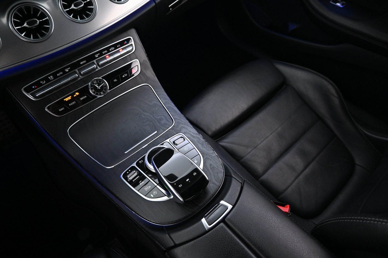 MERCEDES-BENZ E 2017