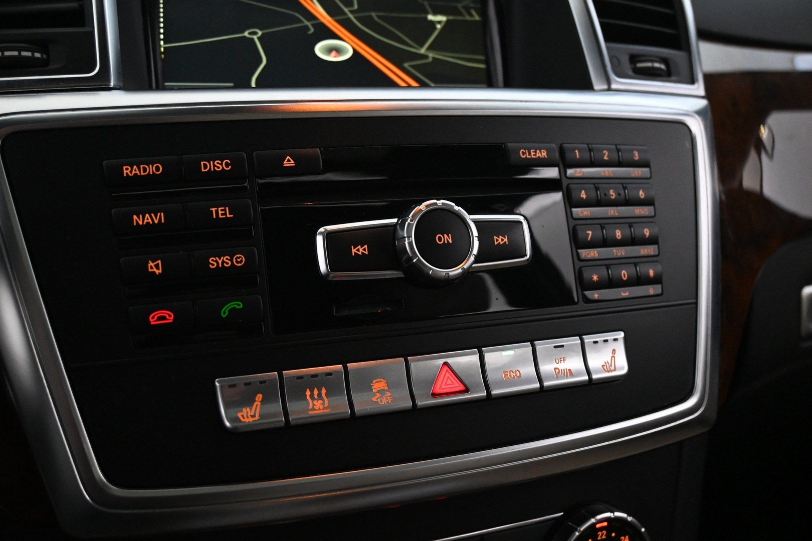 MERCEDES-BENZ GL 2014